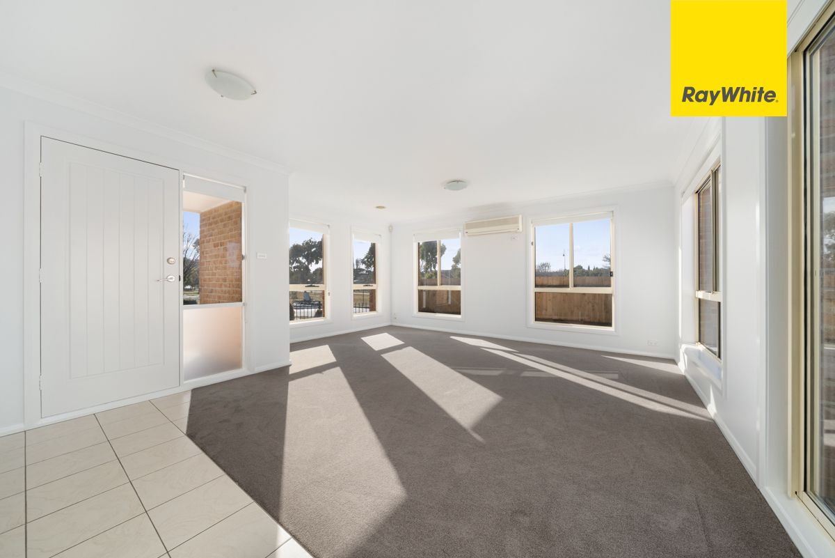 92 Ayrton Street, Gungahlin, ACT 2912