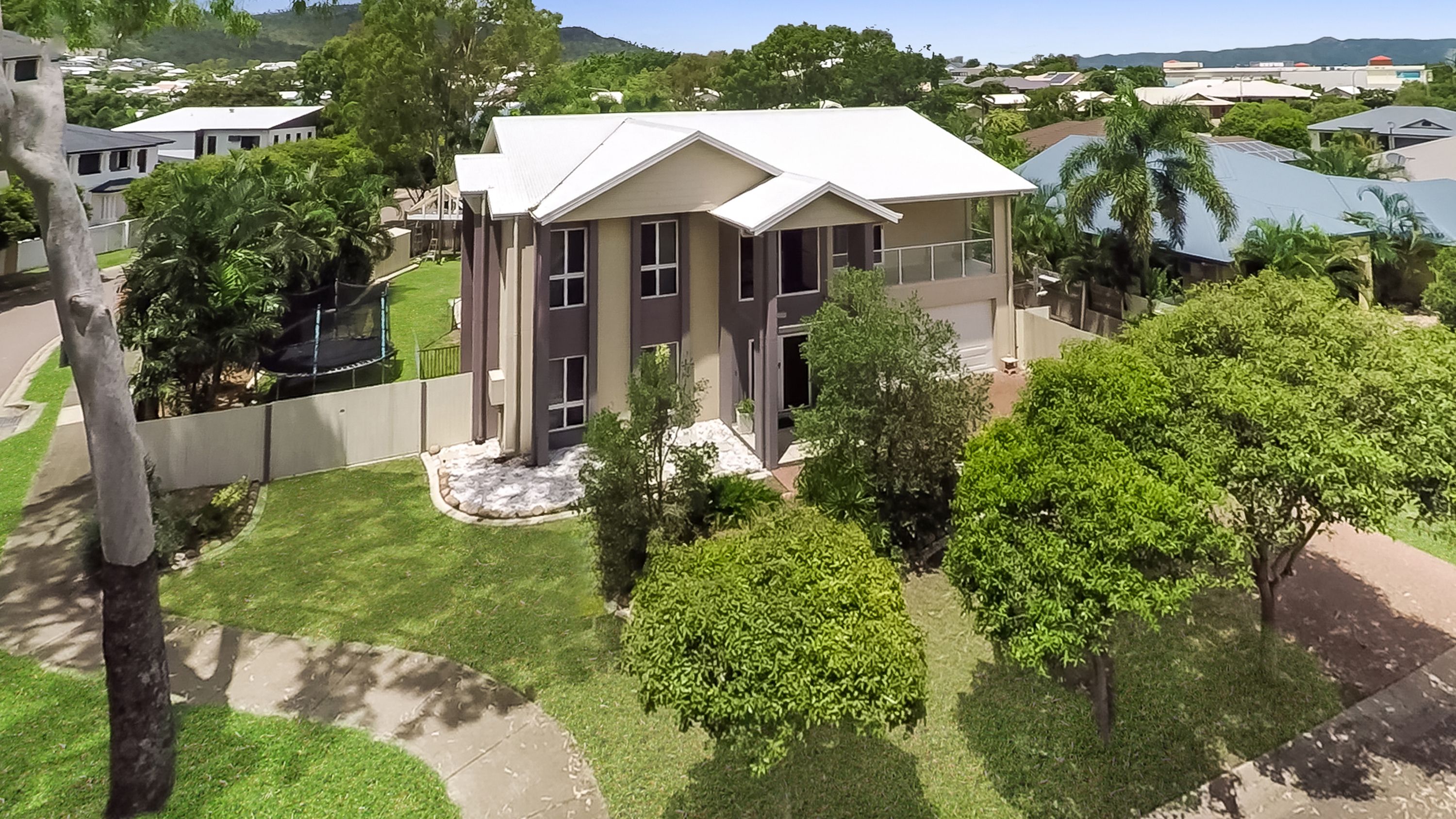 6 Moreton Ash Drive, Douglas QLD 4814