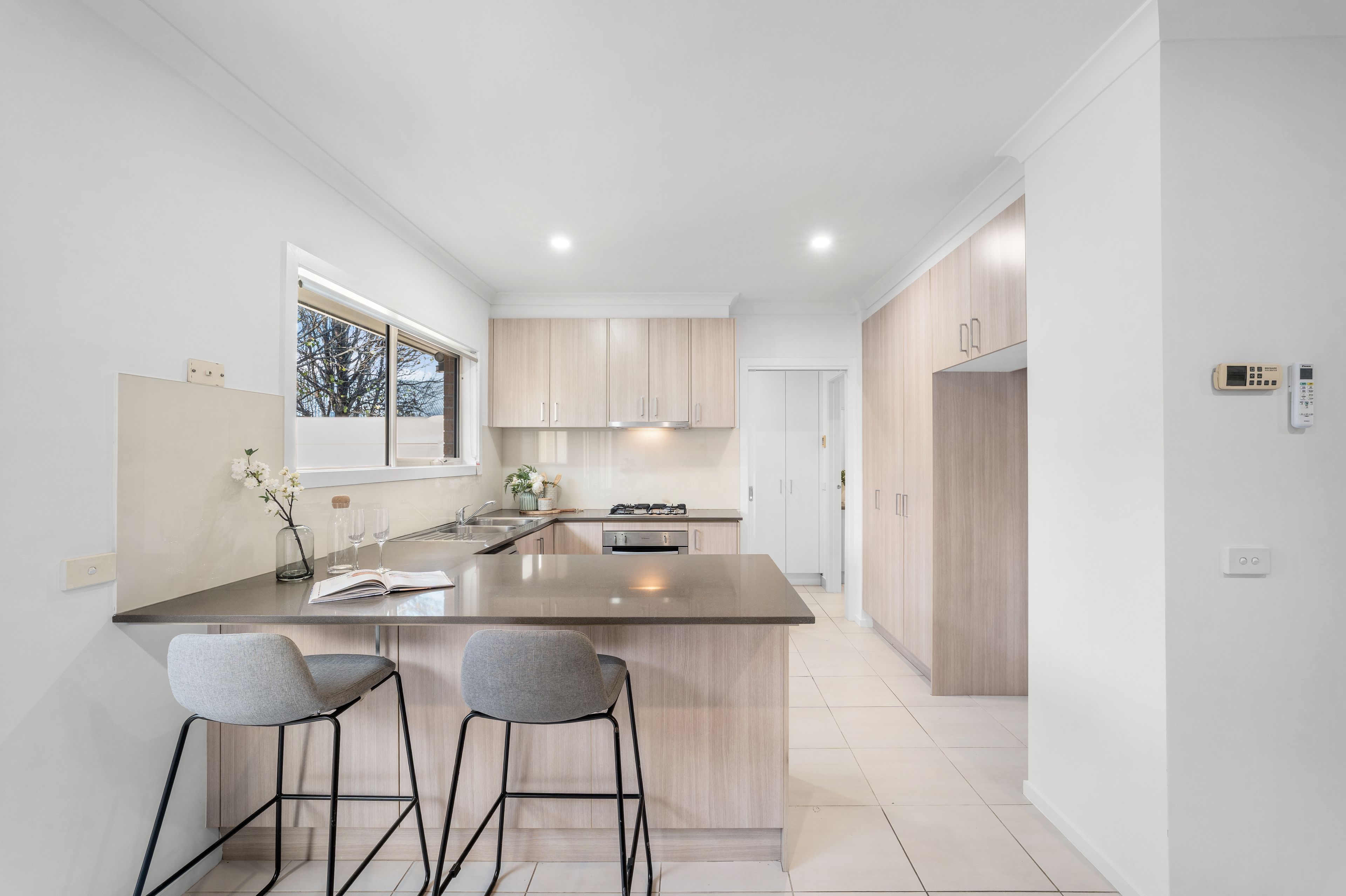 1B Booker Street — photo 4 of 15