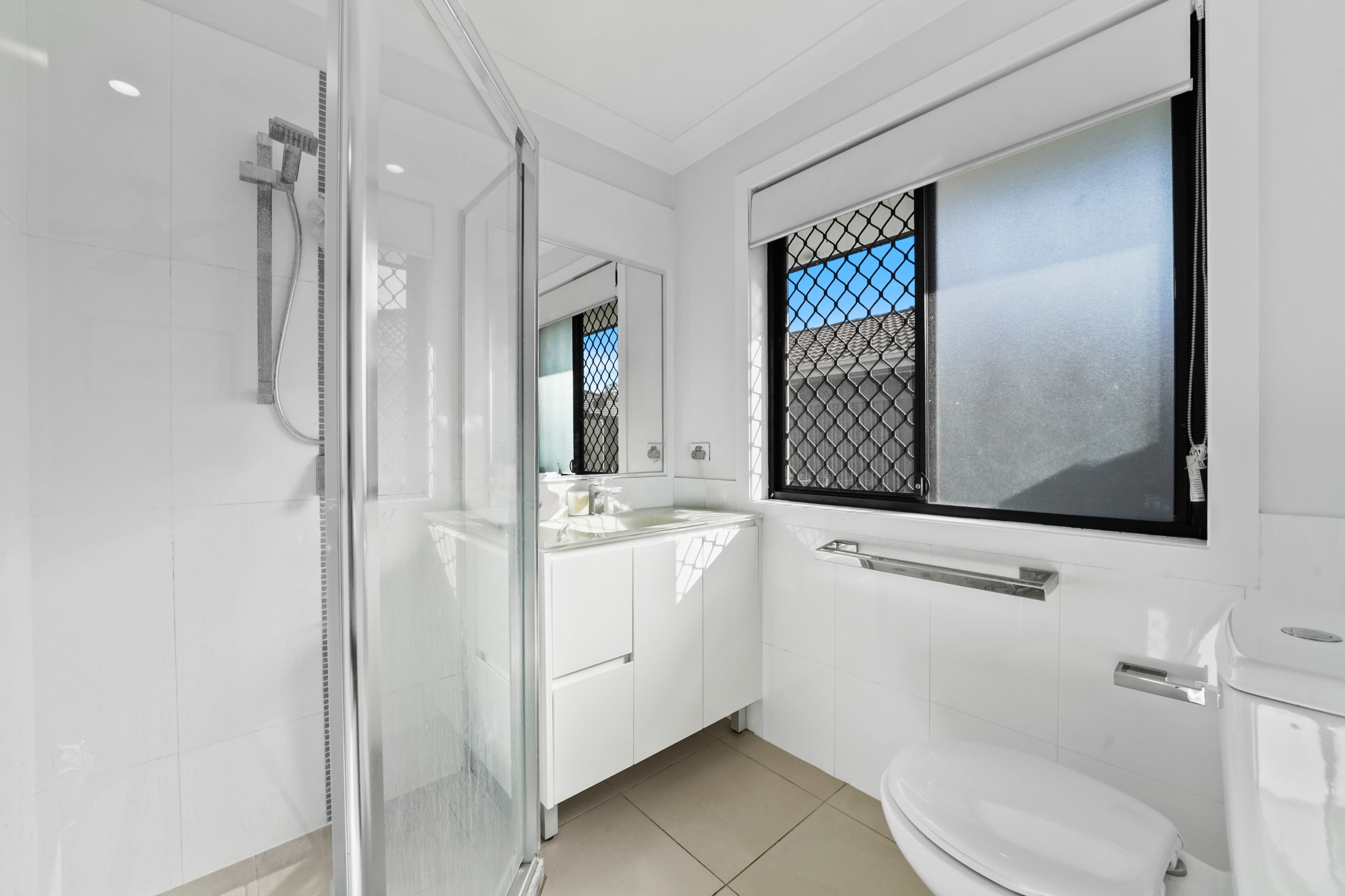1/12 Maud Street — photo 14 of 20
