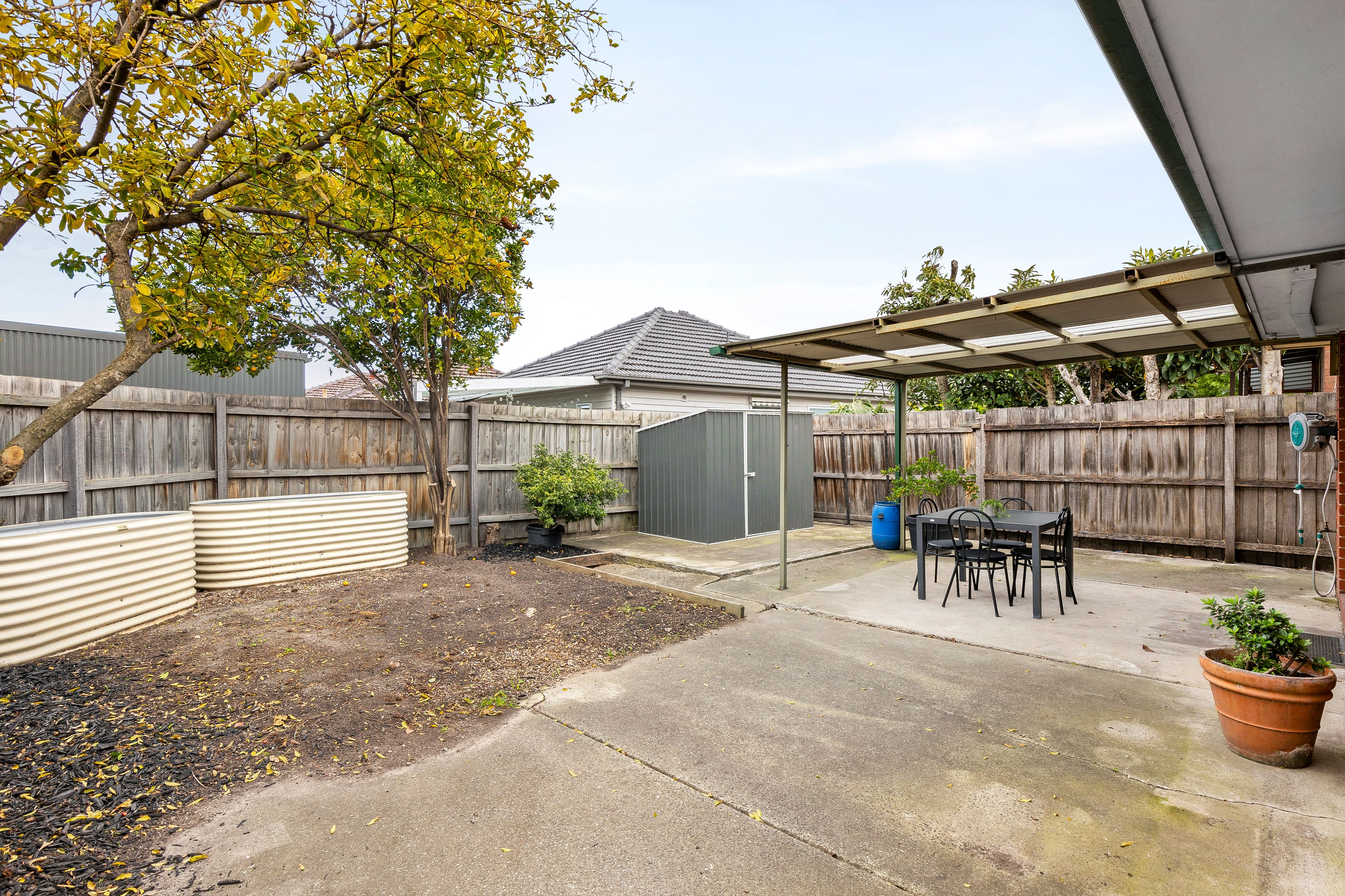 27 Bakers Road — photo 16 of 16