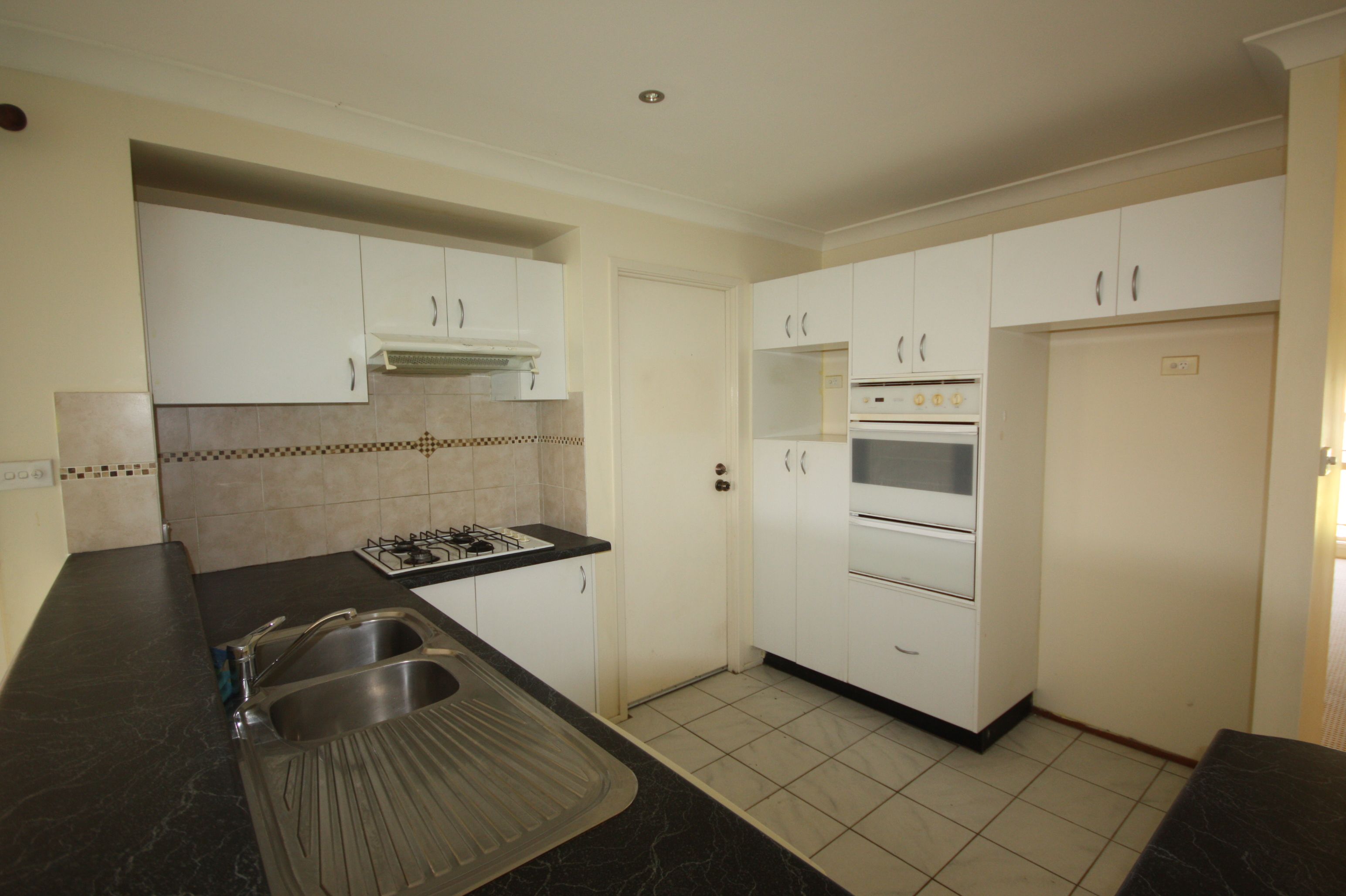 26 Withnell Crescent, St Helens Park, NSW 2560