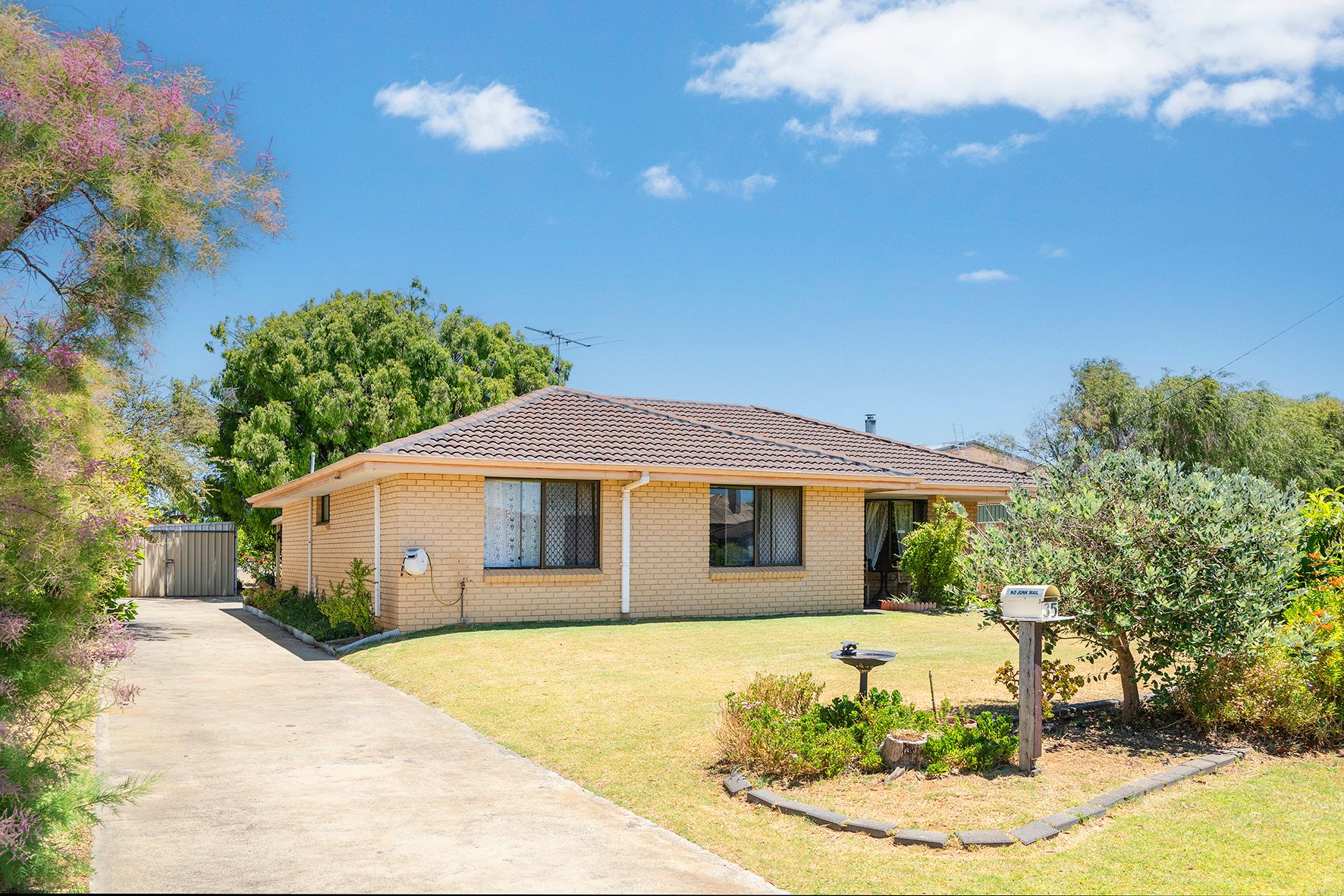 35 Jolliffe Street, West Busselton, WA 6280