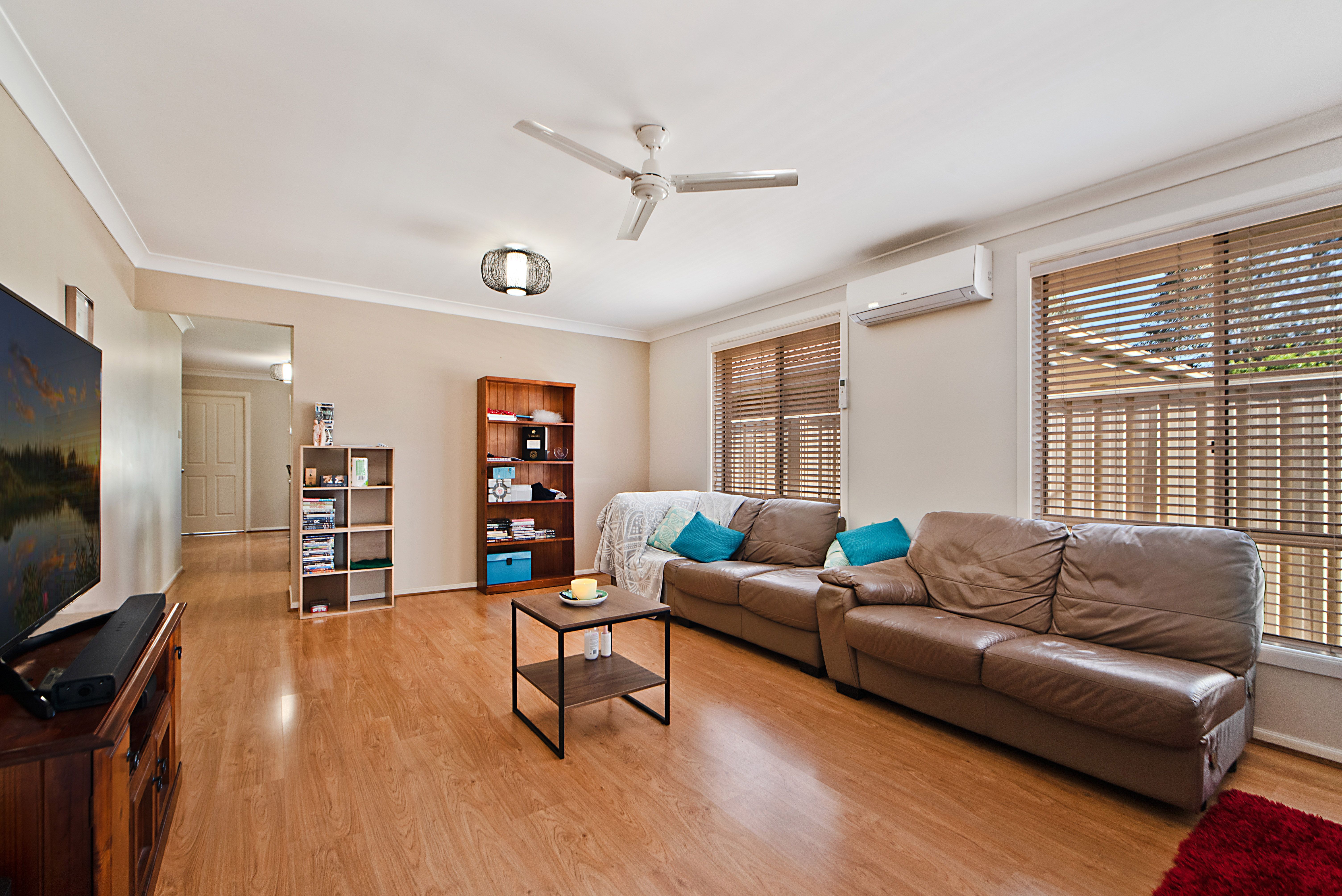 1/8 McCubbin Close, Metford, NSW 2323