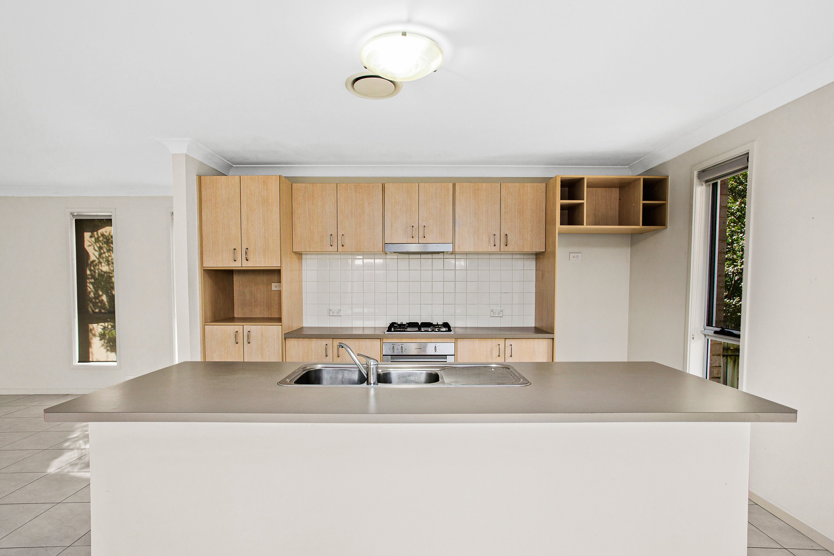17 Bendoura Crescent, Flinders, NSW 2529