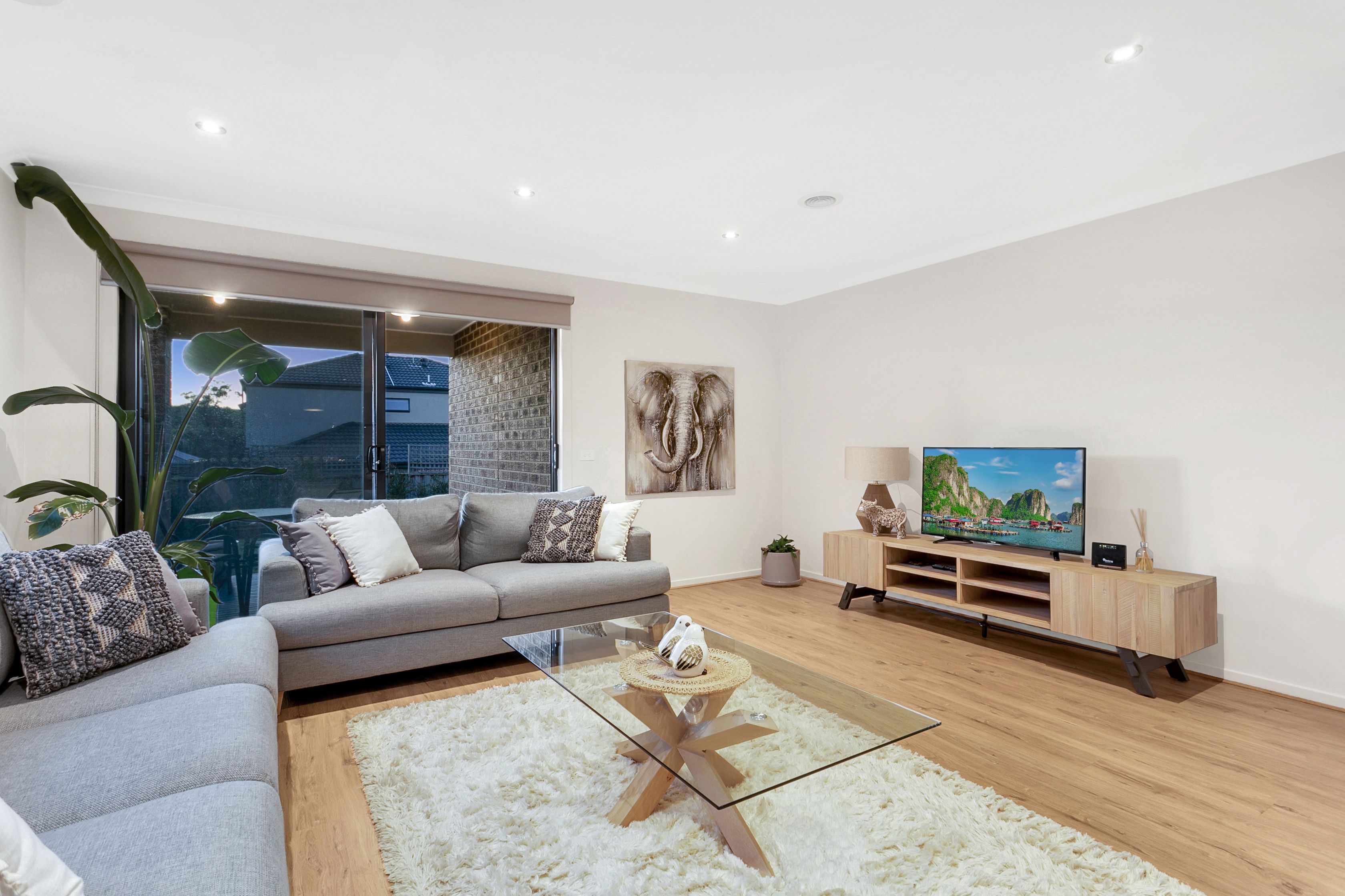 8 Avondale Street, Officer, VIC 3809