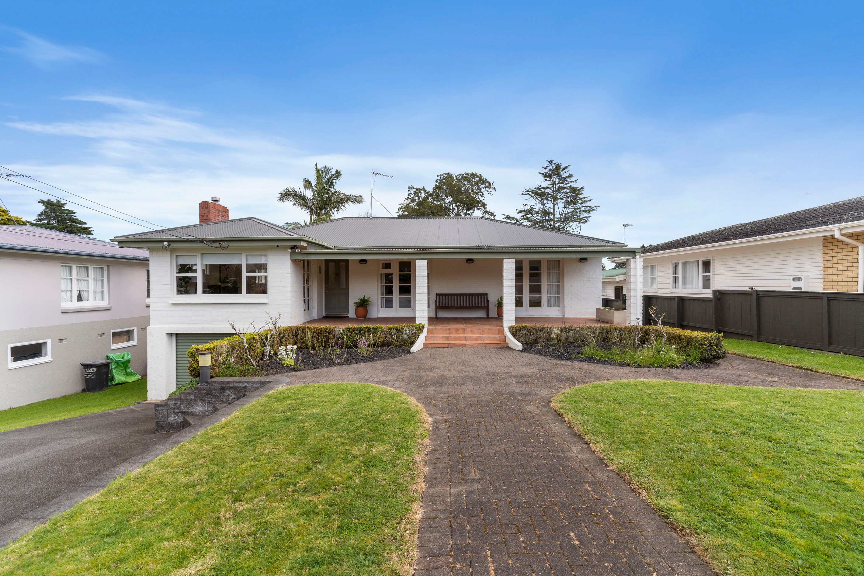 8 Scenic Drive, Hill Park, Manukau City