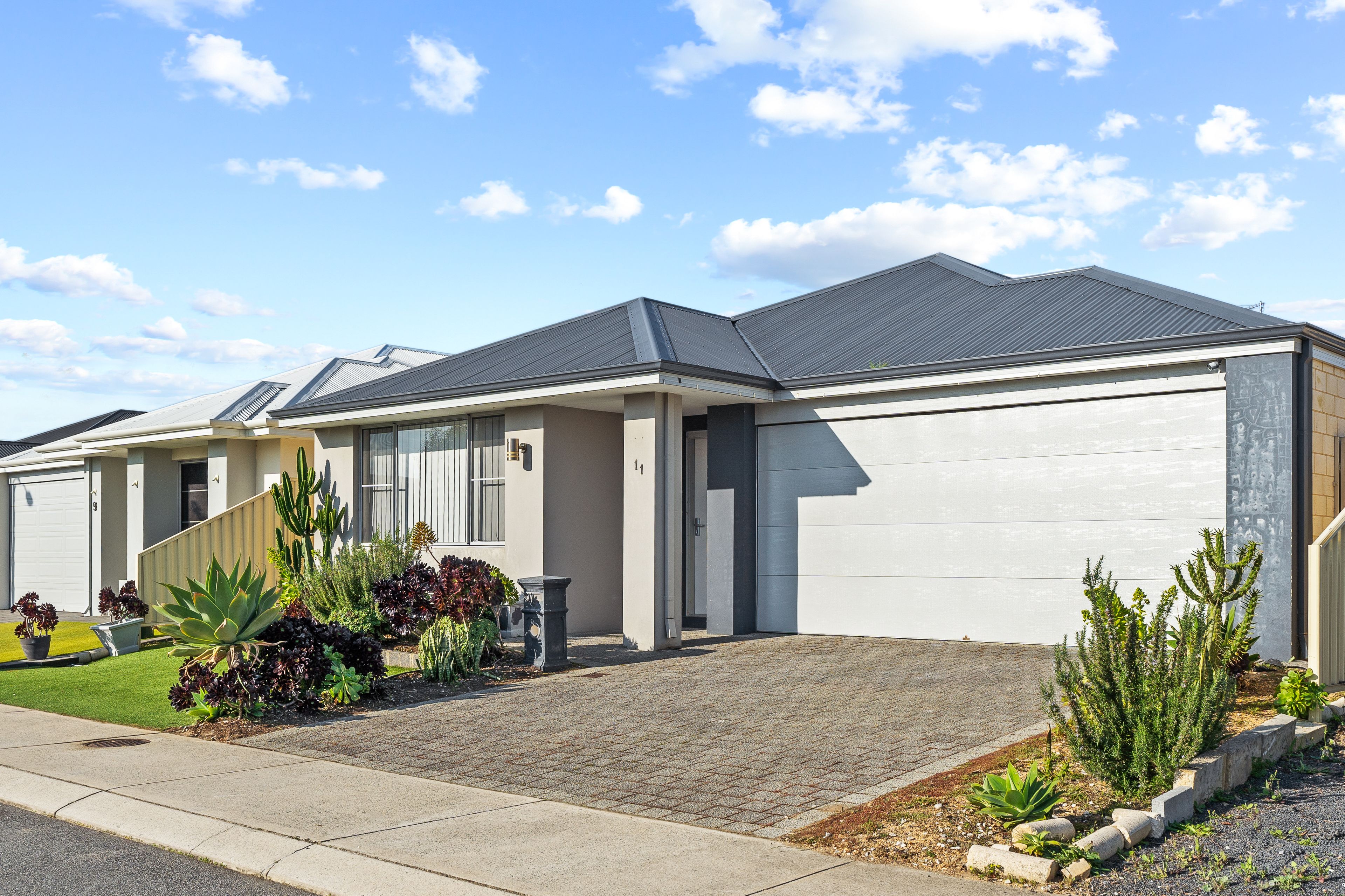 11 Angelite Street, Wellard, WA 6170