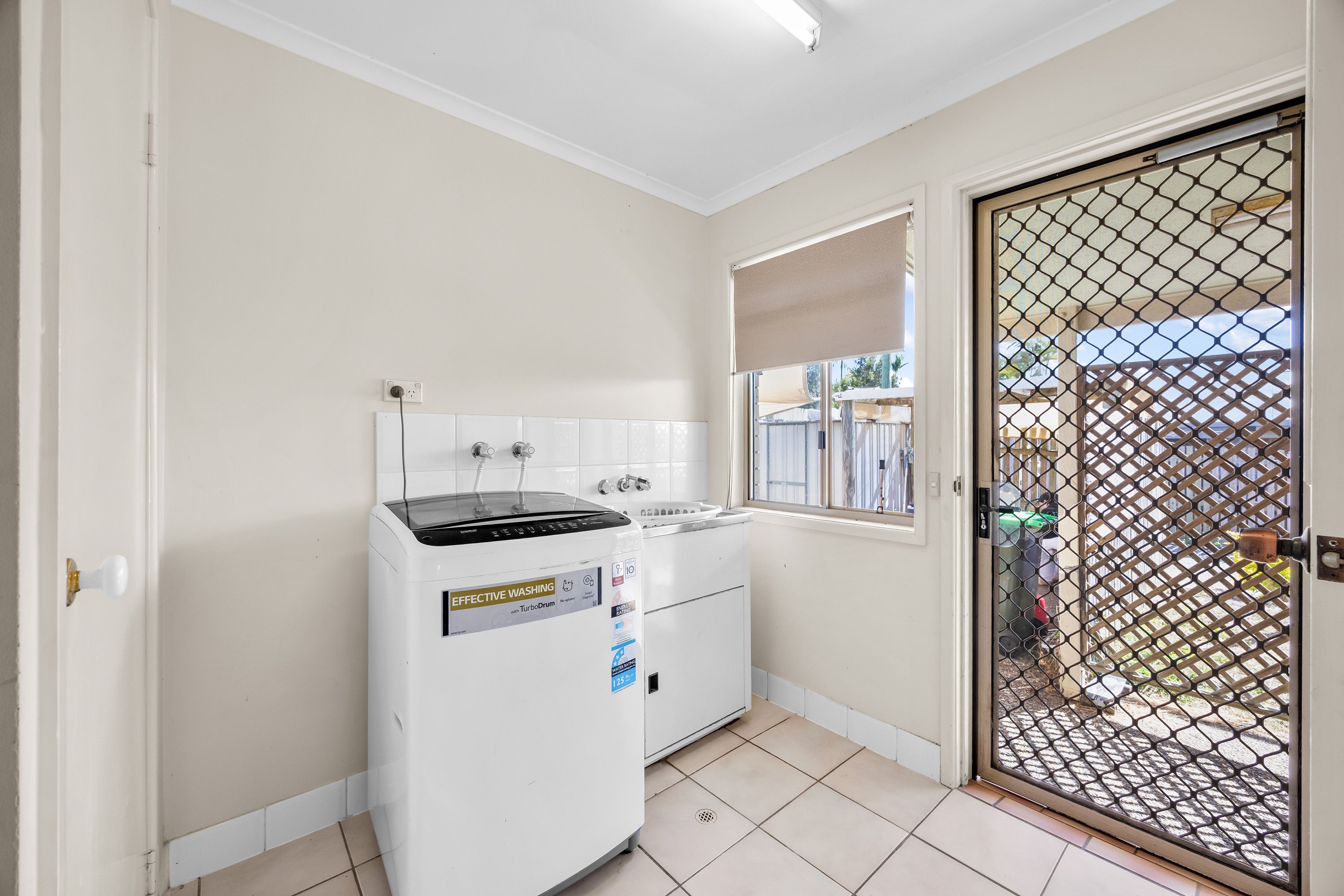 4B Glegg Street — photo 11 of 16