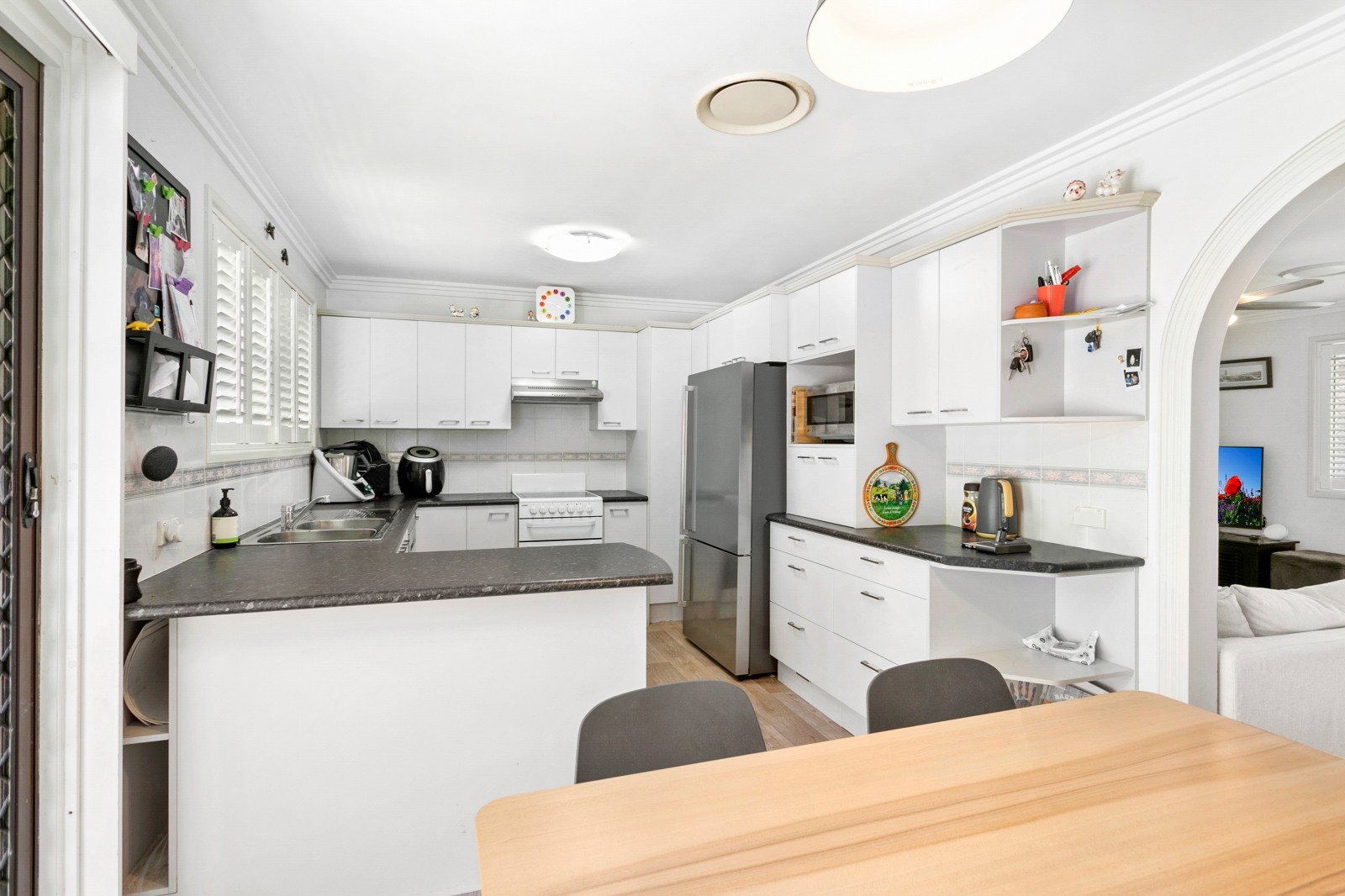 11 Lauderdale Court, Kippa-Ring, QLD 4021