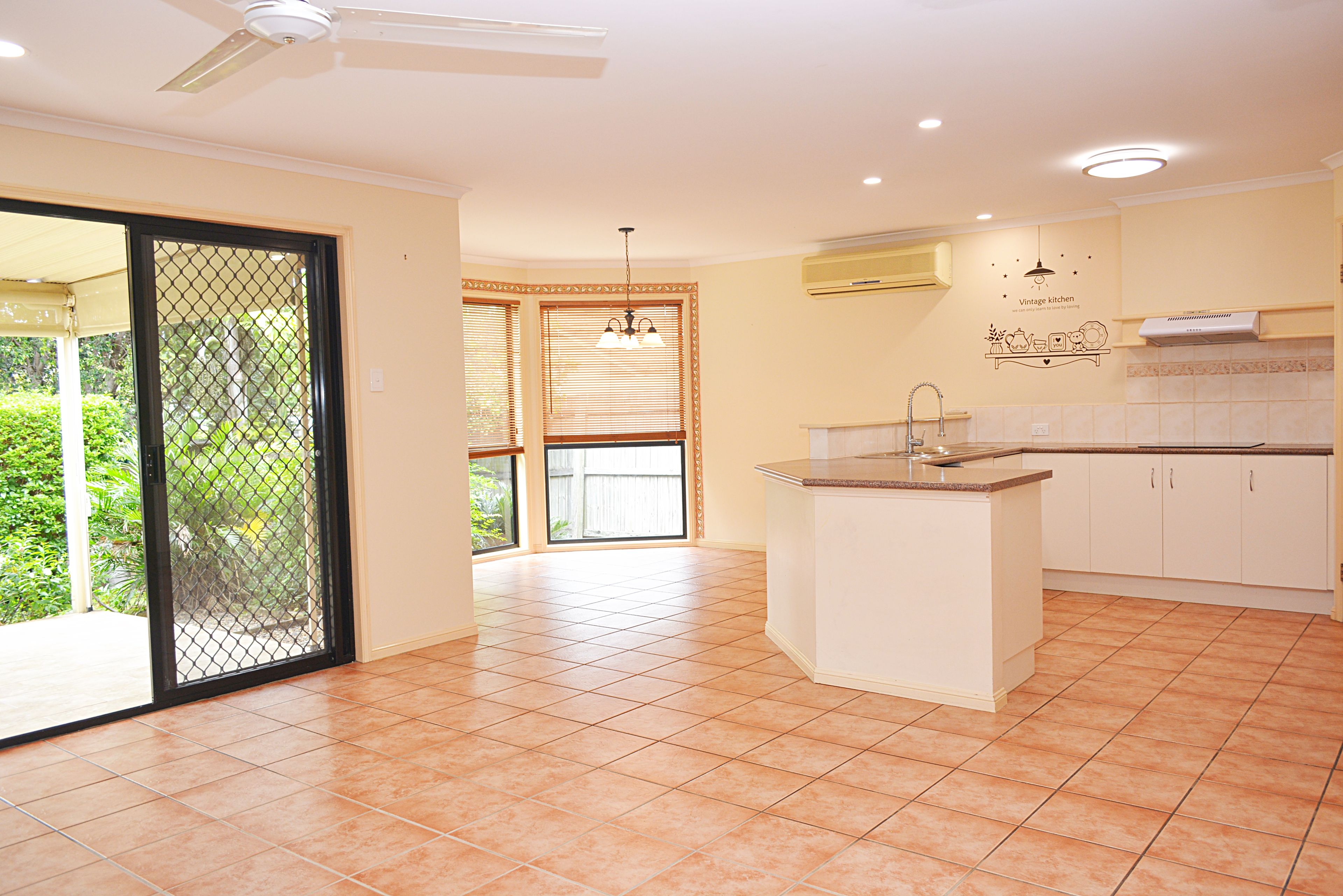 40 Hampstead Street, Forest Lake, QLD 4078
