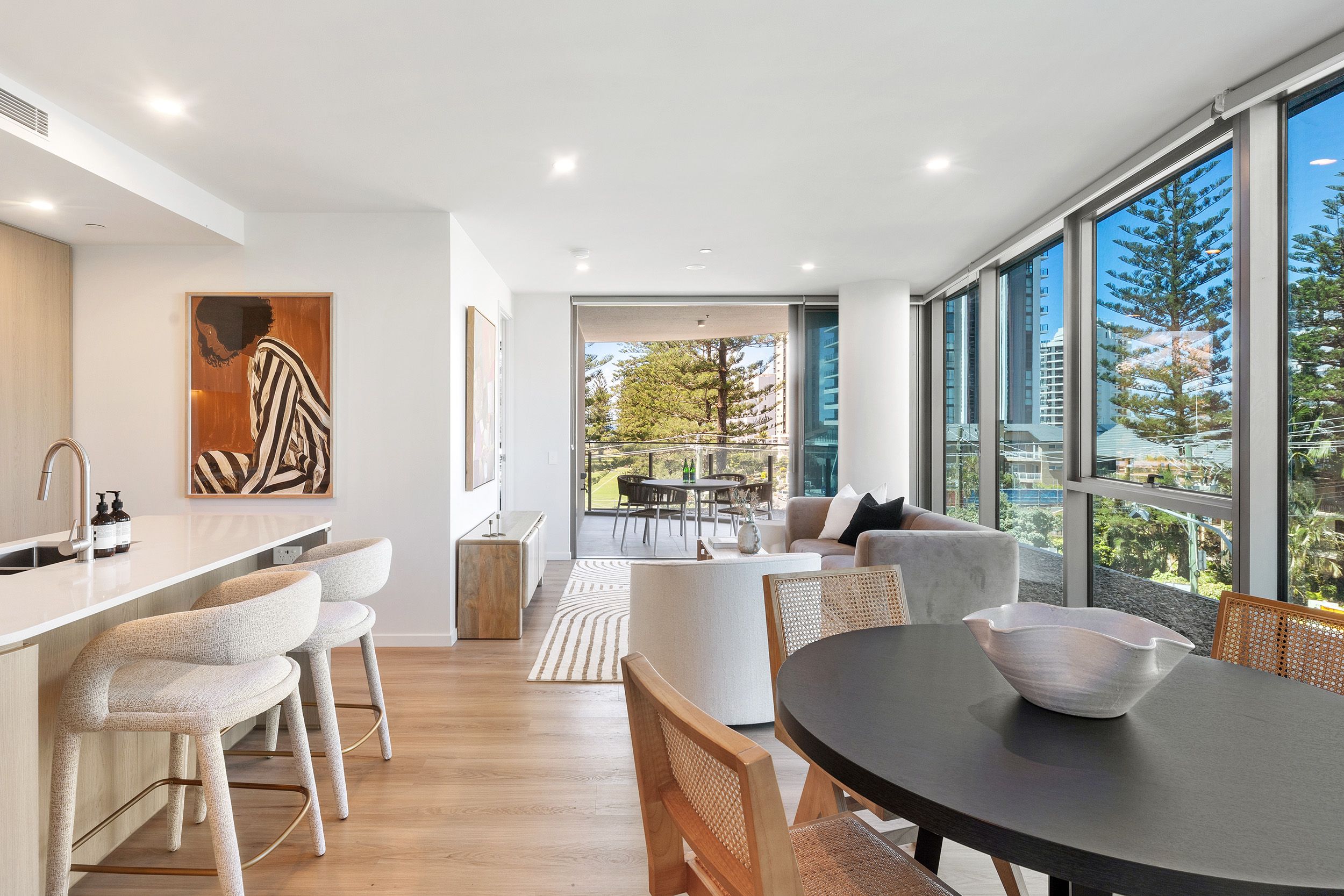146 Surf Parade, Broadbeach QLD 4218