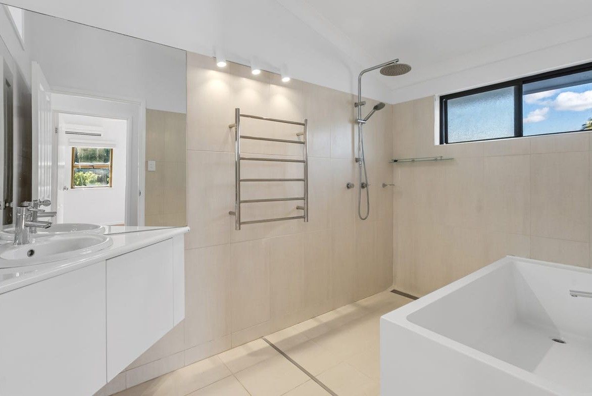 30 Cavallaro Avenue — photo 13 of 22