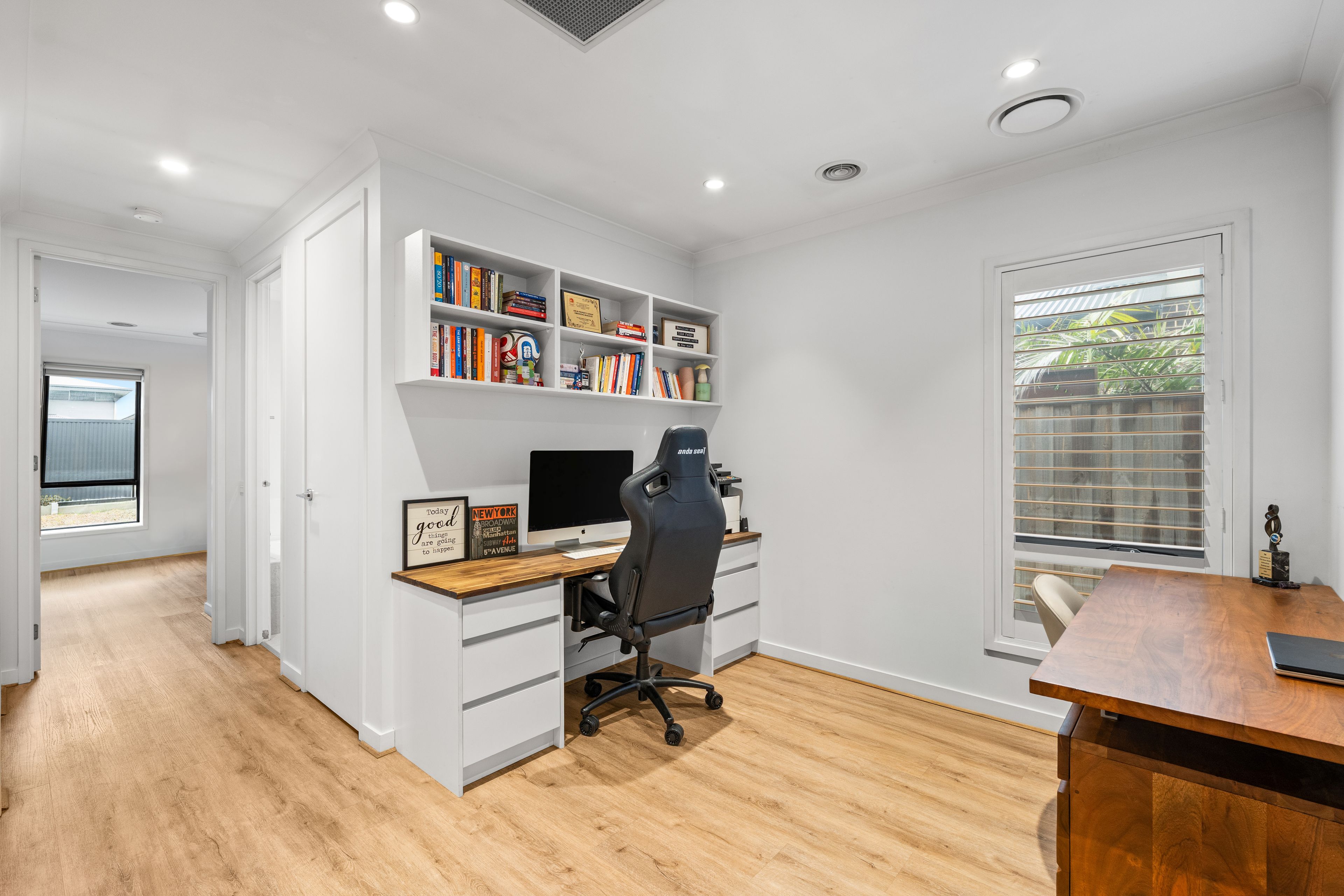 6 Highfield Avenue — photo 12 of 15