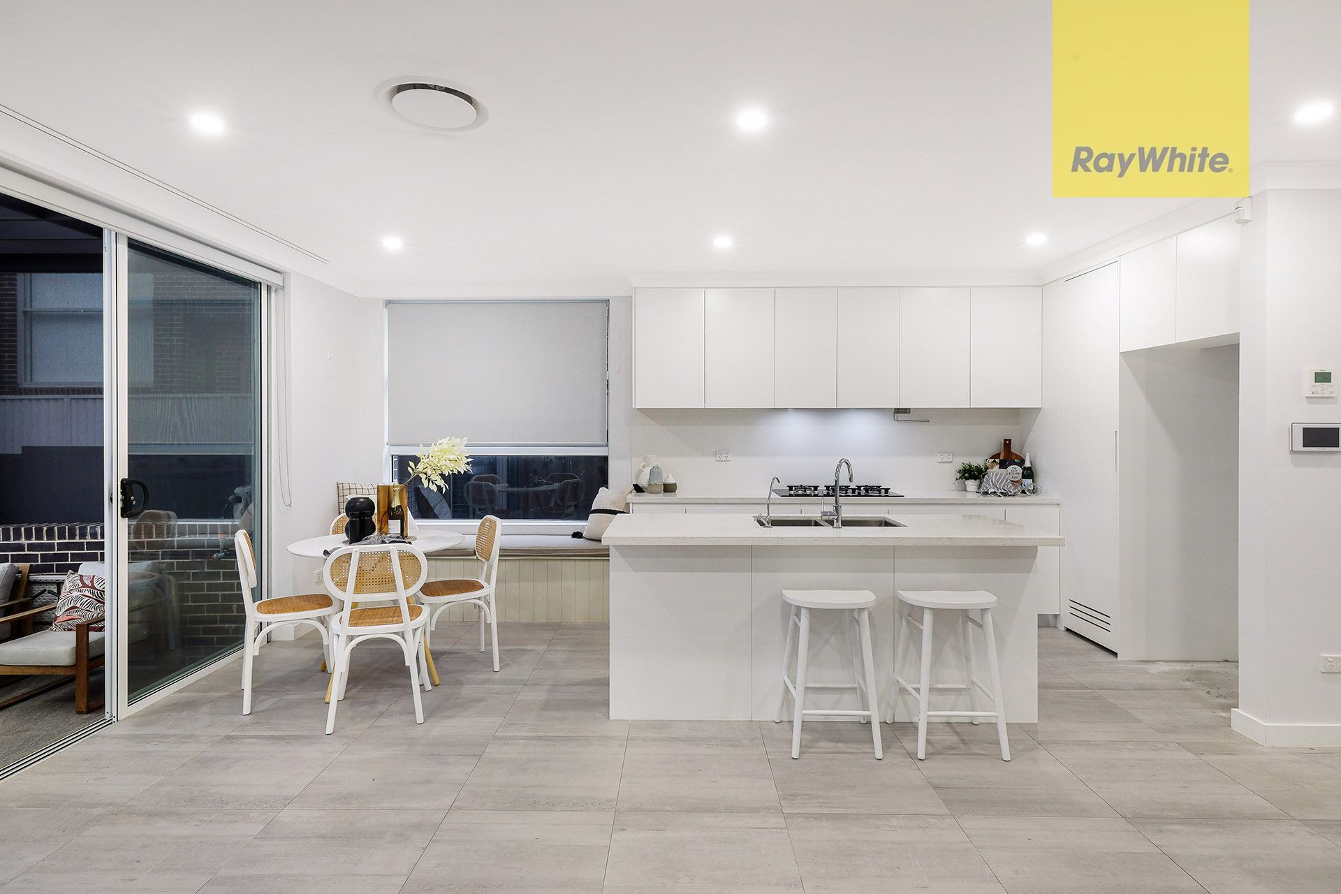 34A Uranus Road — photo 3 of 13