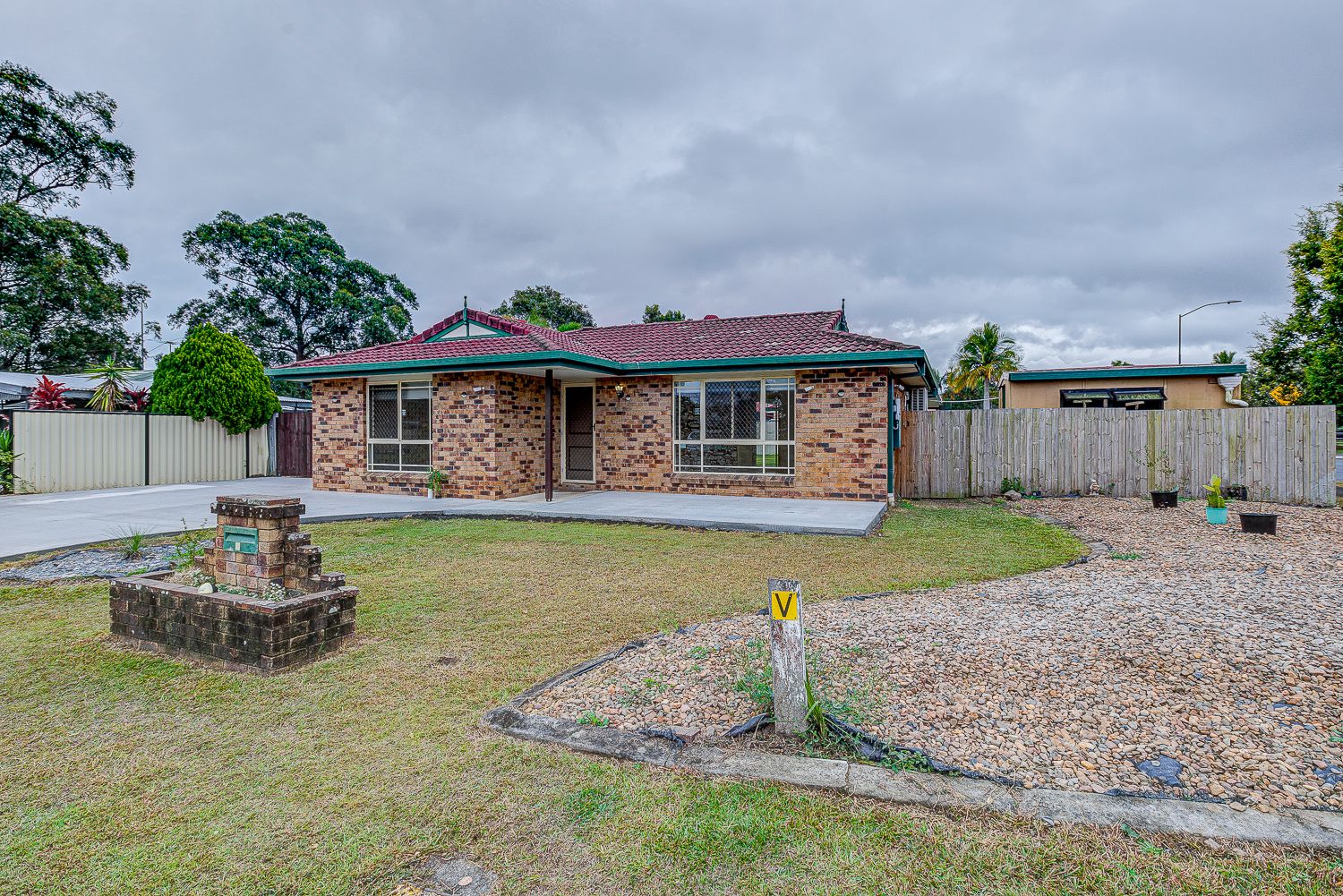 1 Glenbrae Court, Marsden, QLD 4132