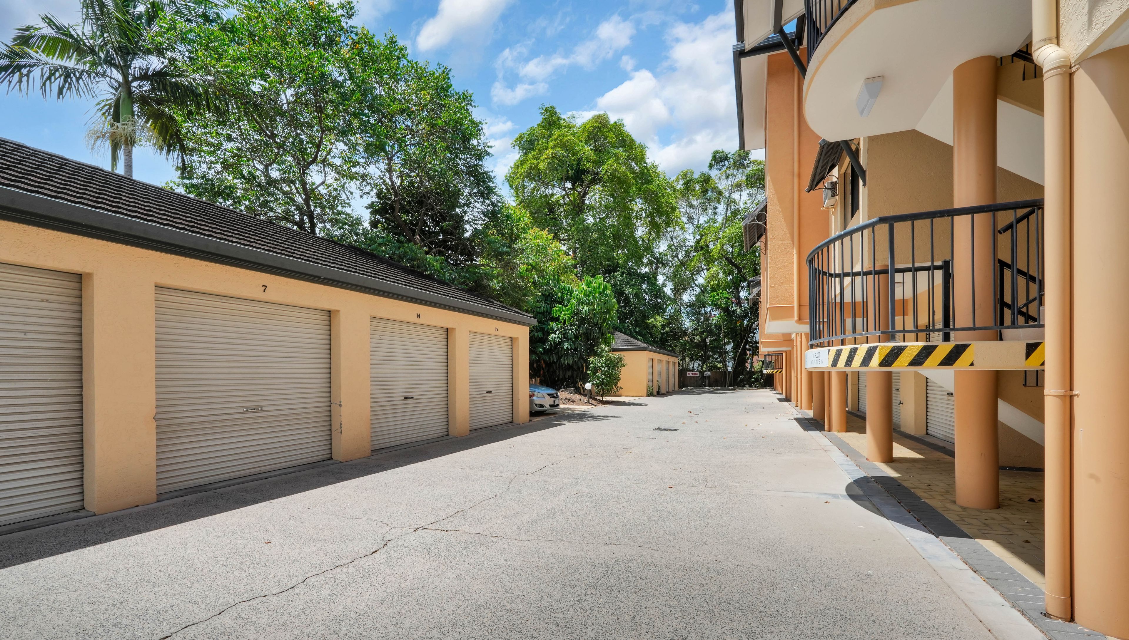 13/2-4 McGuigan Street, Earlville, QLD 4870