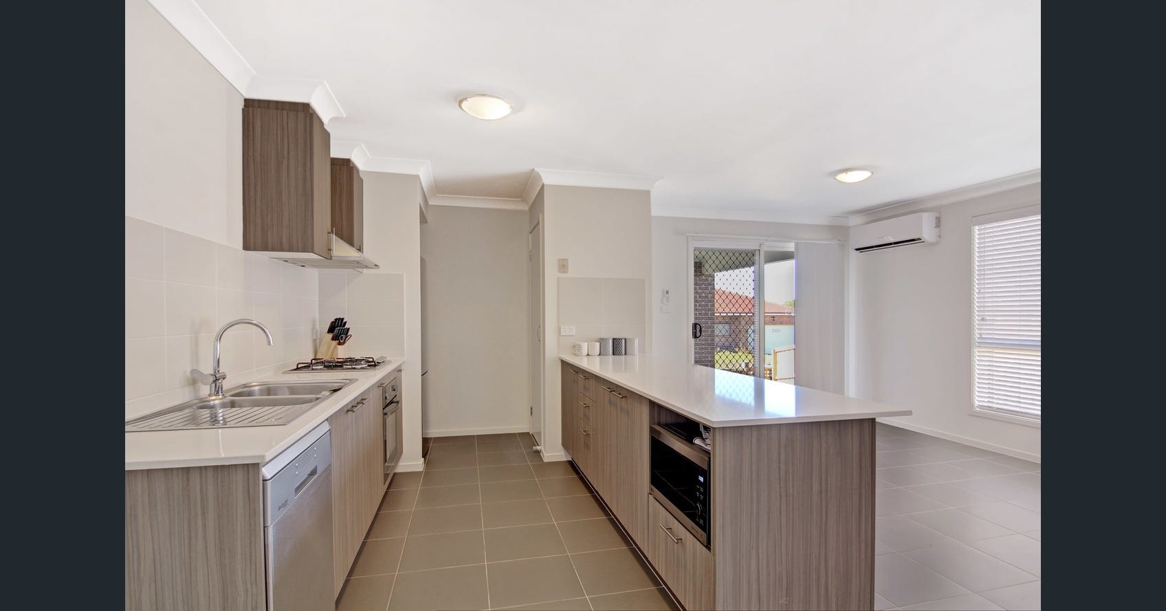 29 Omaroo Place, Horsley, NSW 2530