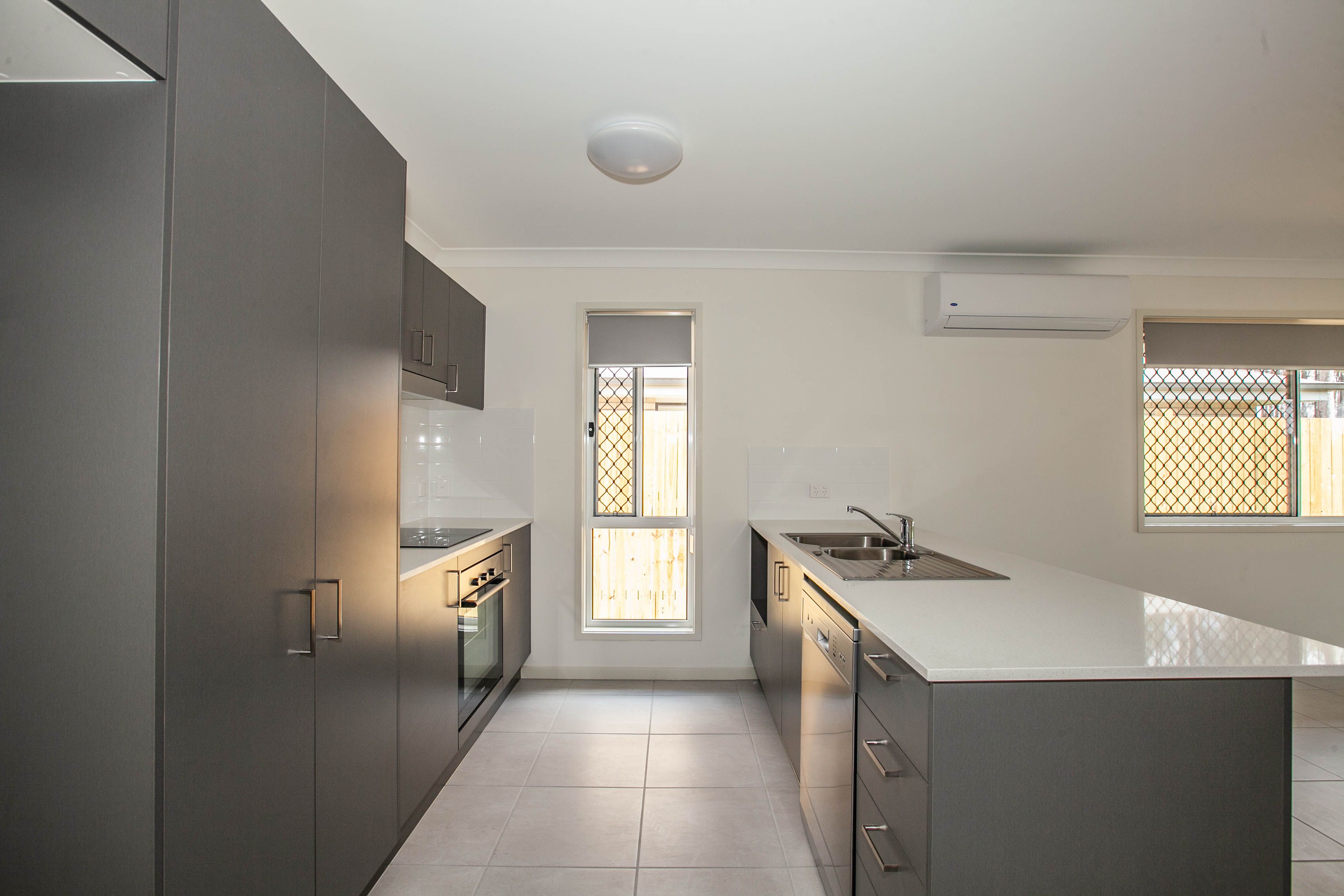 9 Pandorea Street — photo 3 of 14