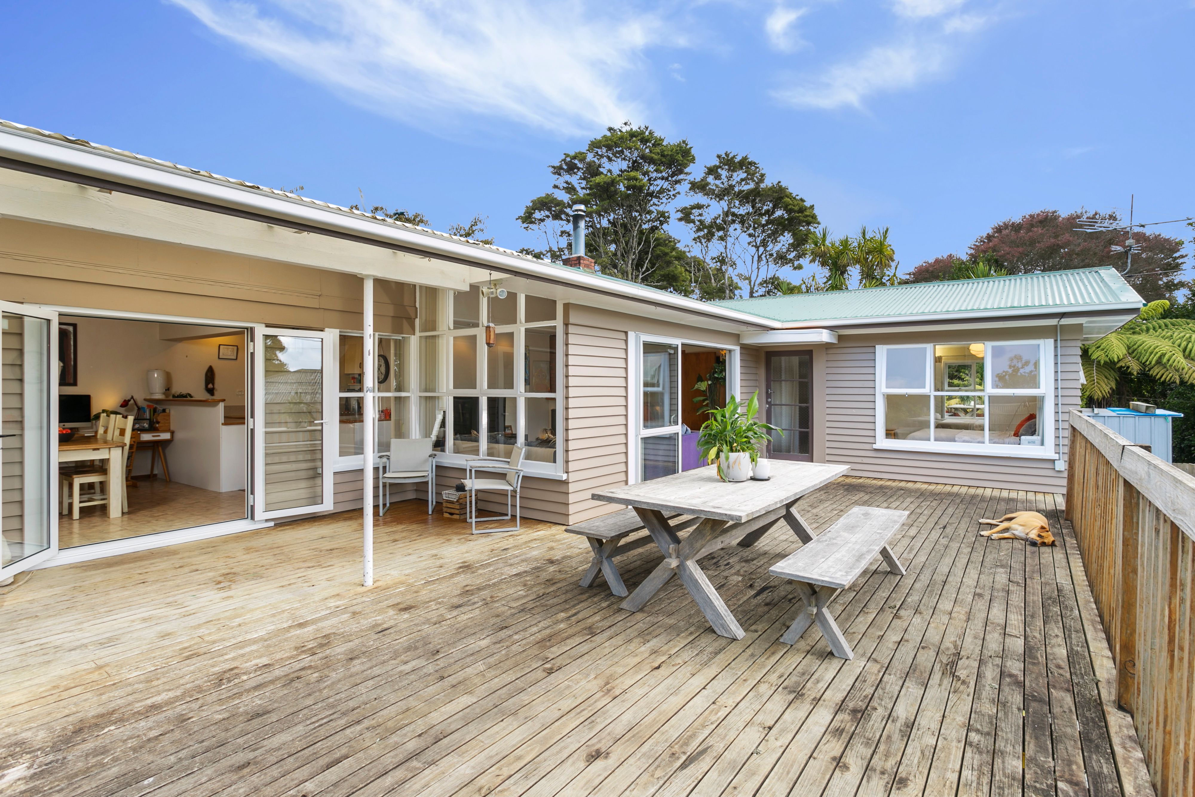 64 Woodfern Crescent, Titirangi, Waitakere City