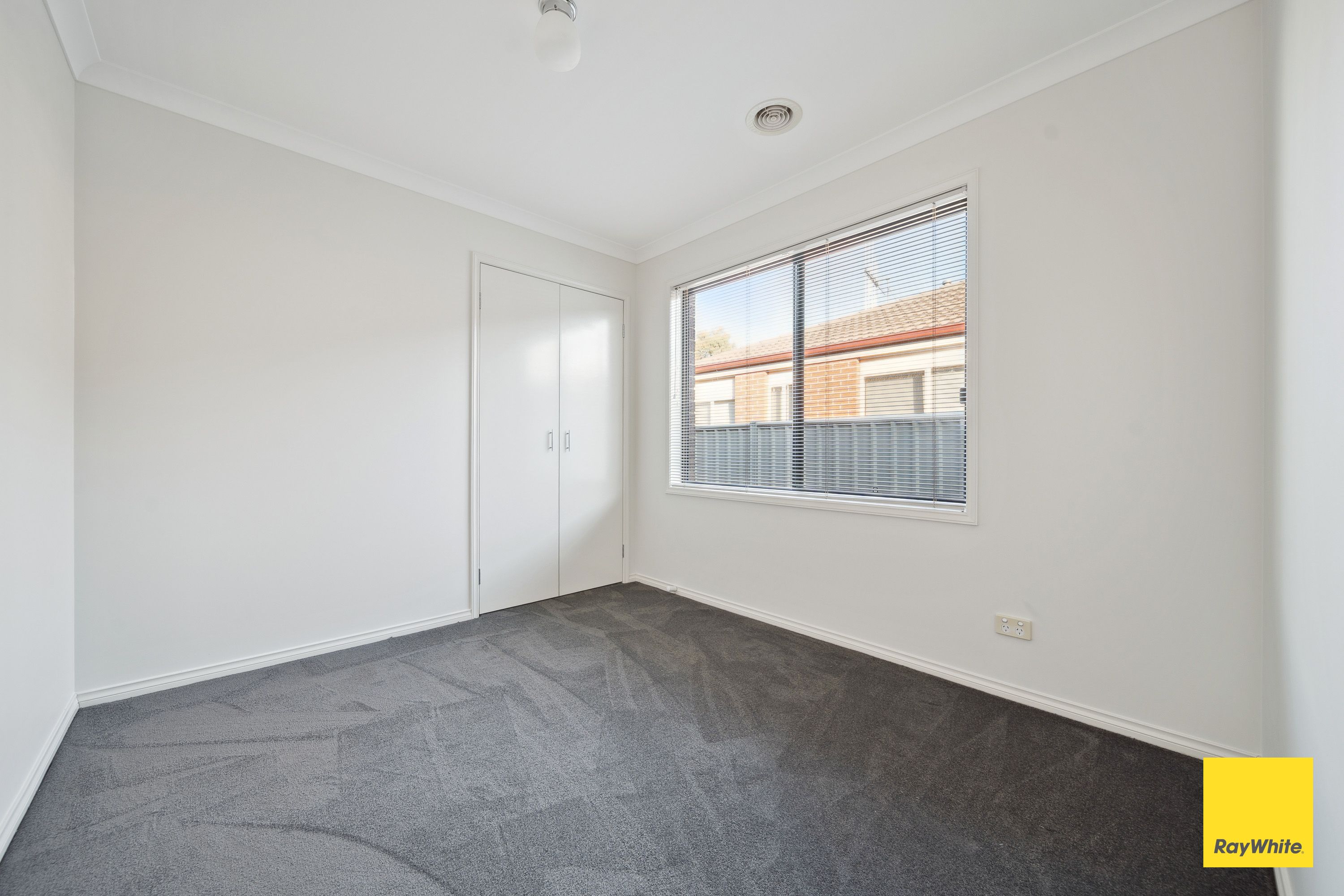 3 Acacia Park Drive — photo 13 of 17