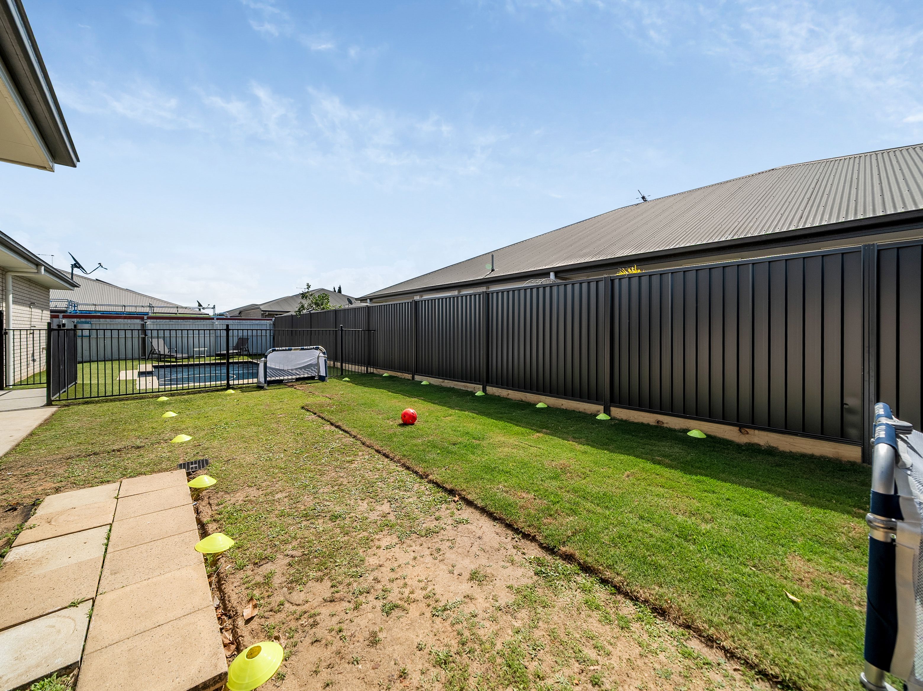 7 Mckavanagh Street — photo 15 of 30