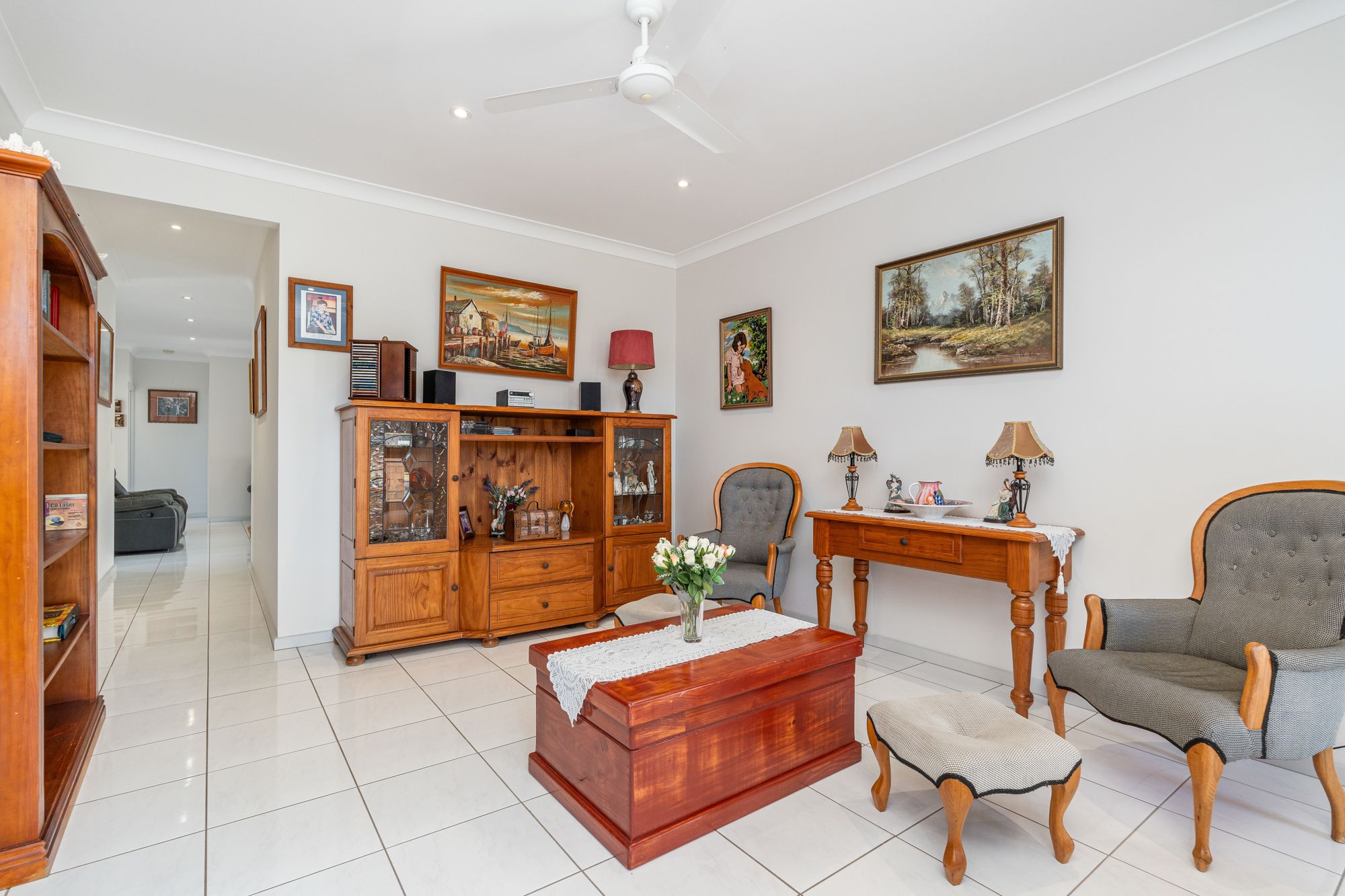 23 Gumtree Drive — photo 5 of 27