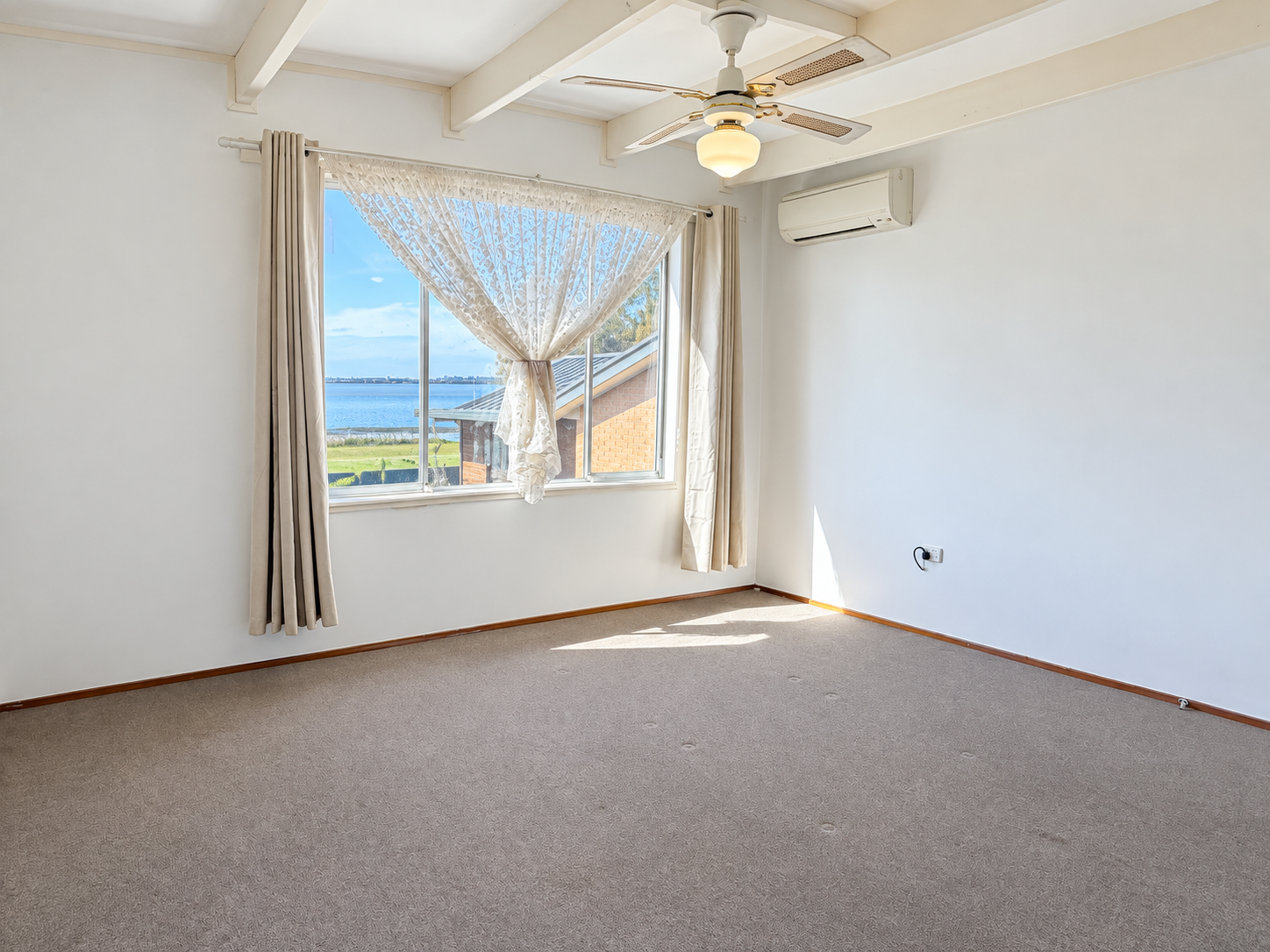 279 Lakedge Avenue — photo 6 of 14
