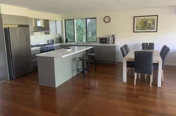 37 Sheridan Crescent, Stanwell Park, NSW 2508