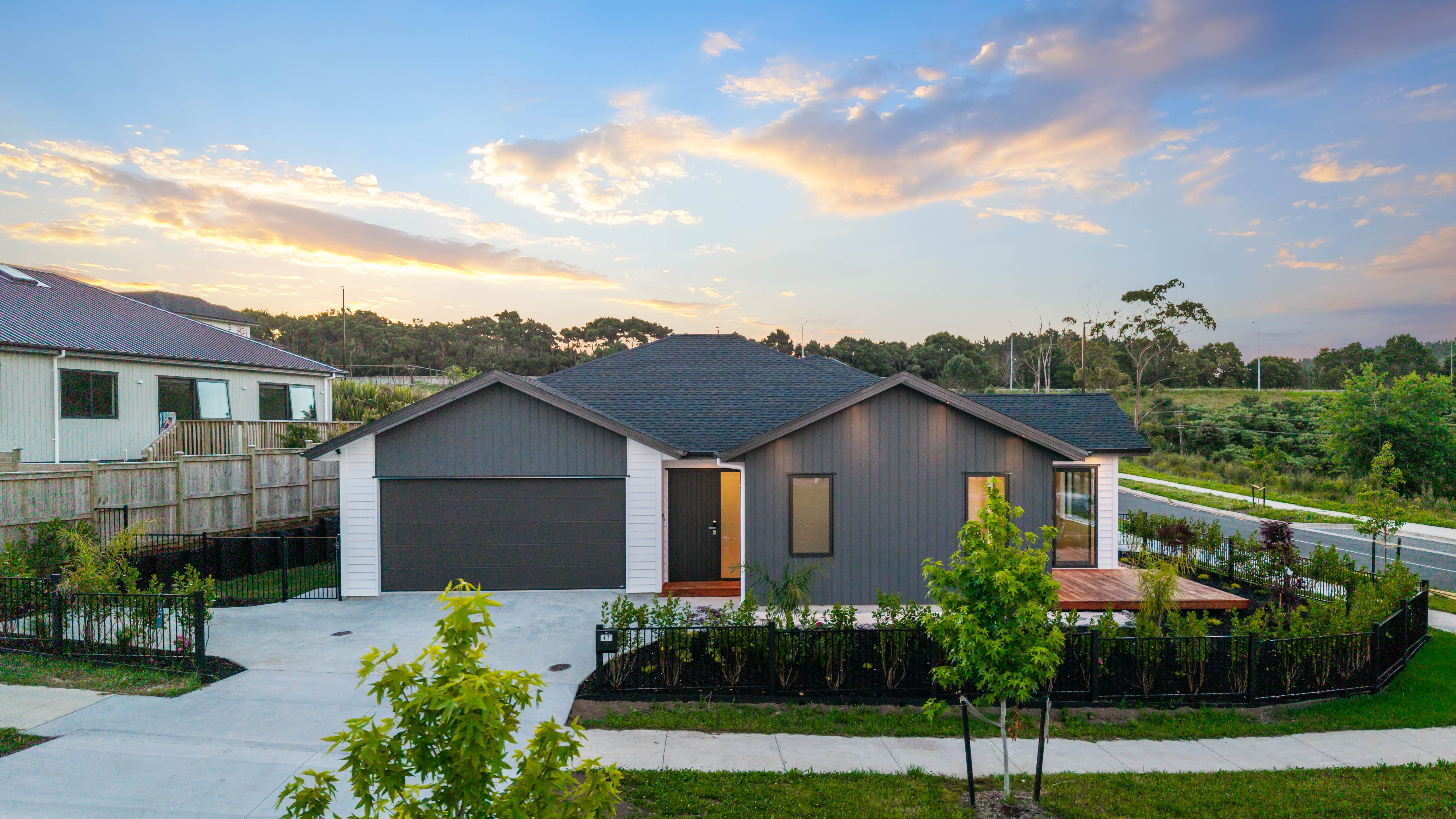 77 Skulander Crescent, Orewa, Rodney