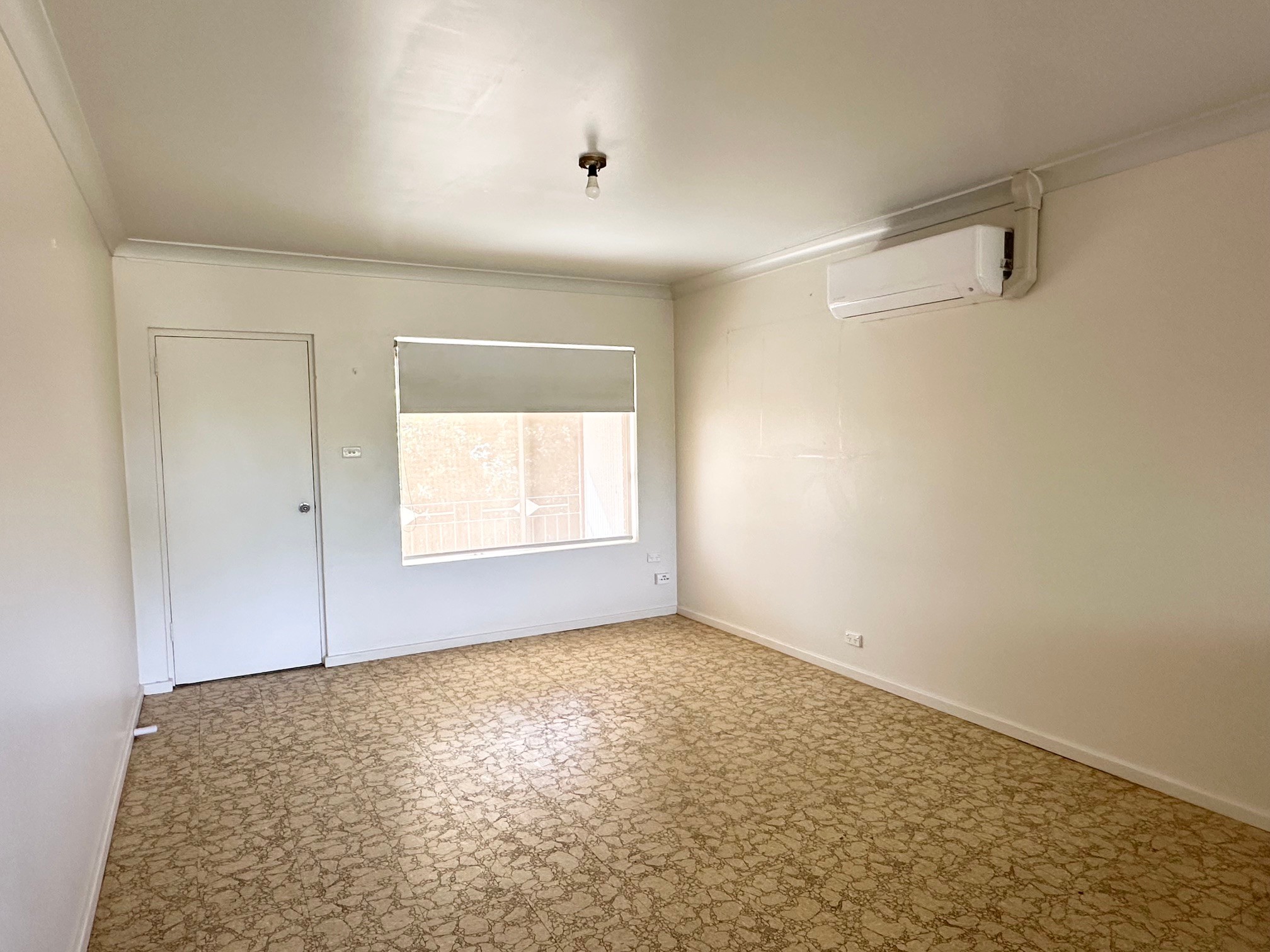 4/12 KOOKORA Street, Griffith, NSW 2680