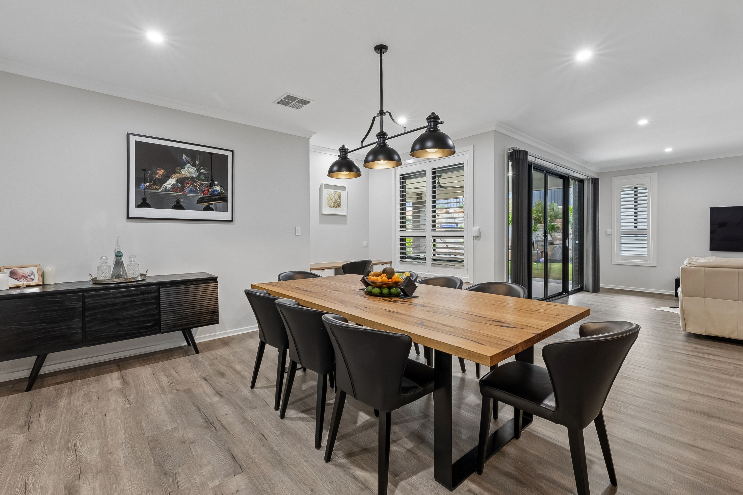 6 Ivan Court — photo 6 of 27