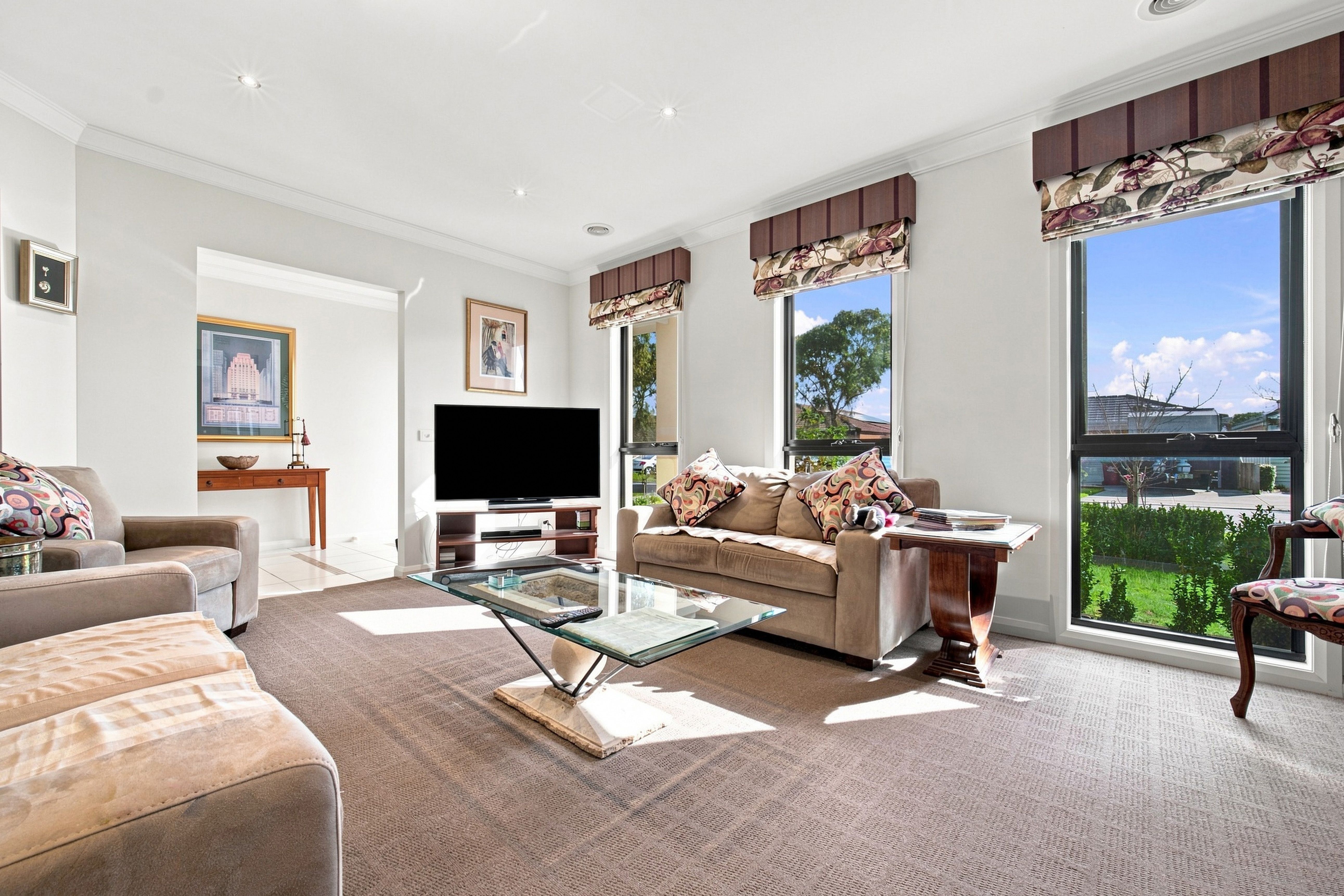 9 Kingsbarn Court — photo 3 of 23