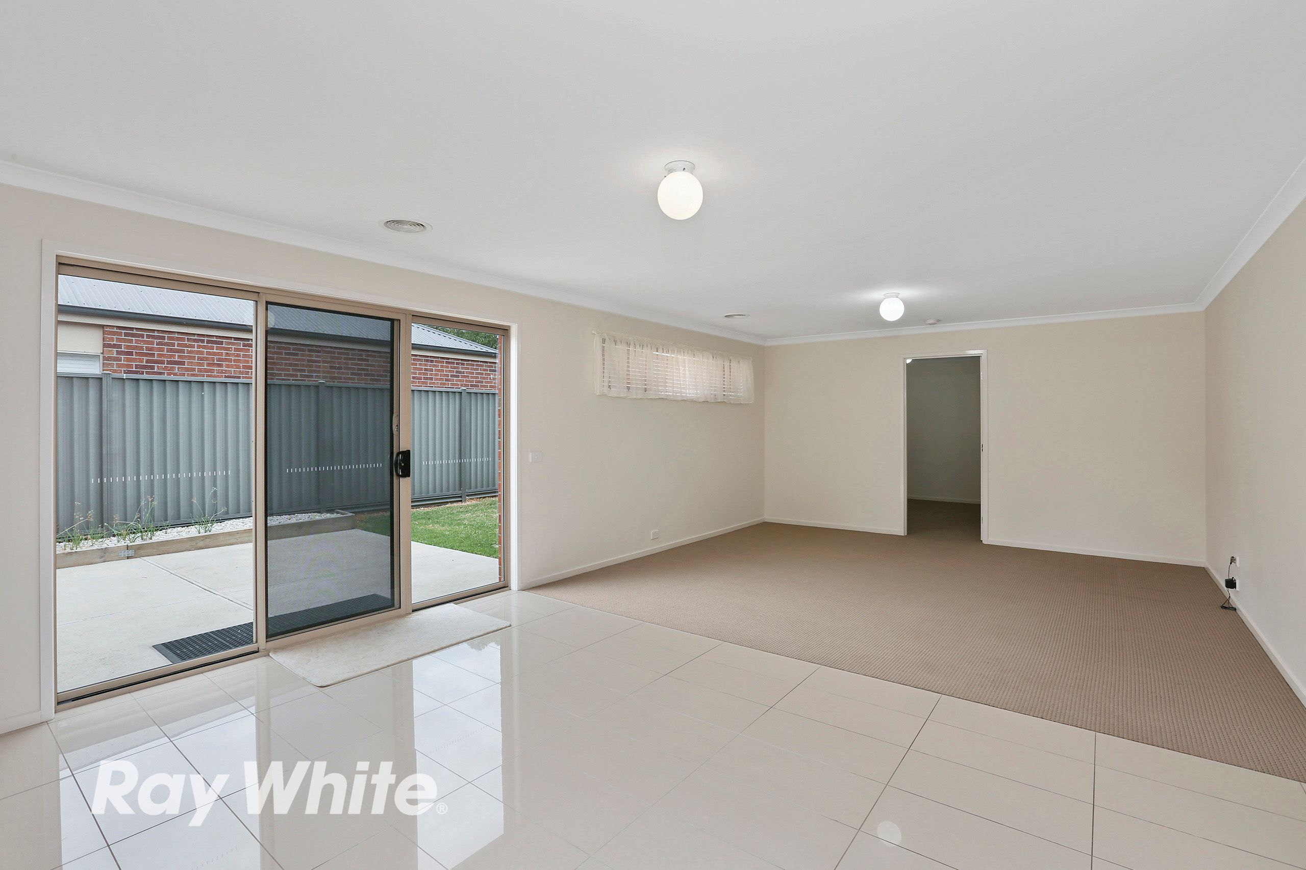 36 Grand Lakes Way, Lara, VIC 3212