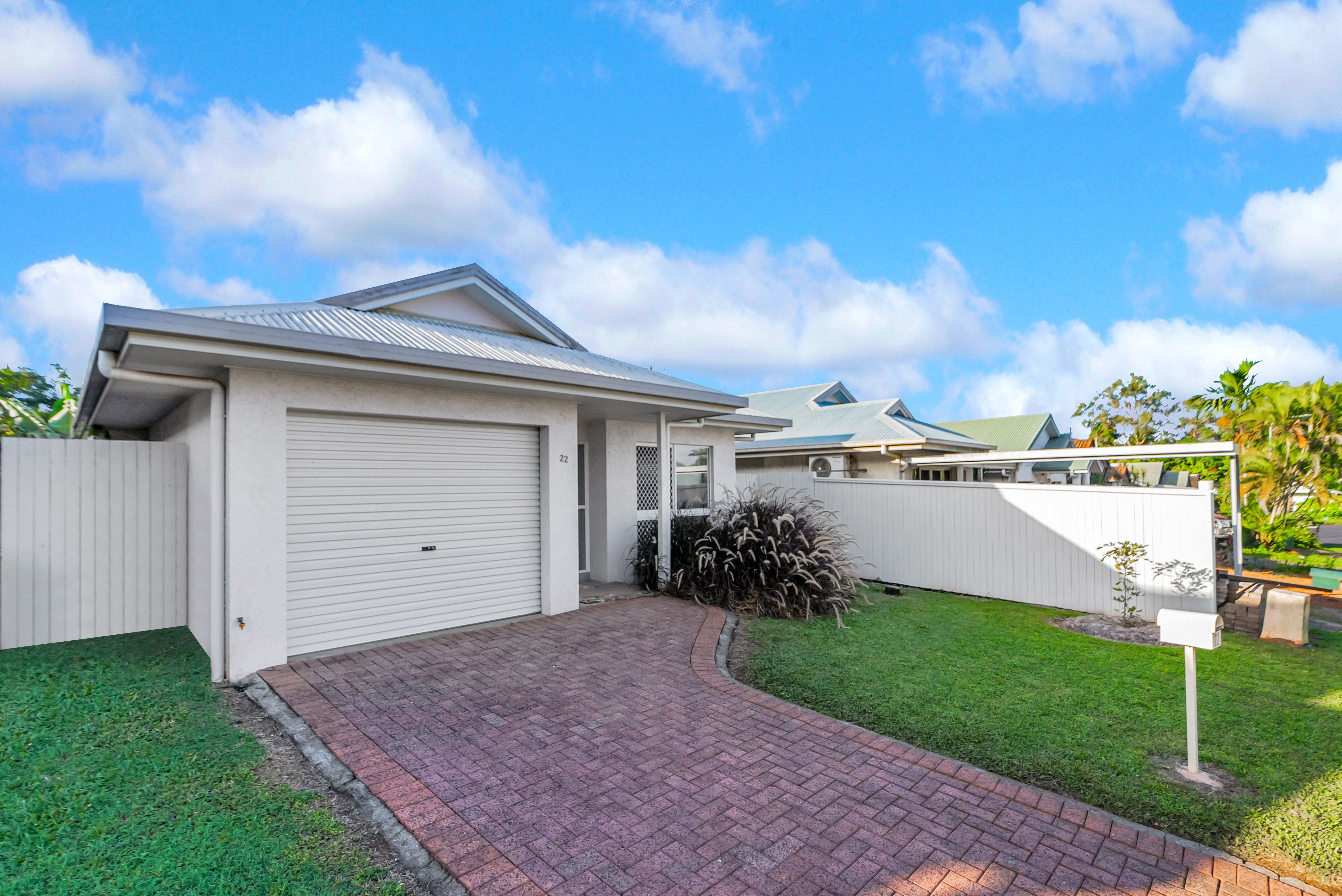 22 Silky Oak Court, Mooroobool, QLD 4870
