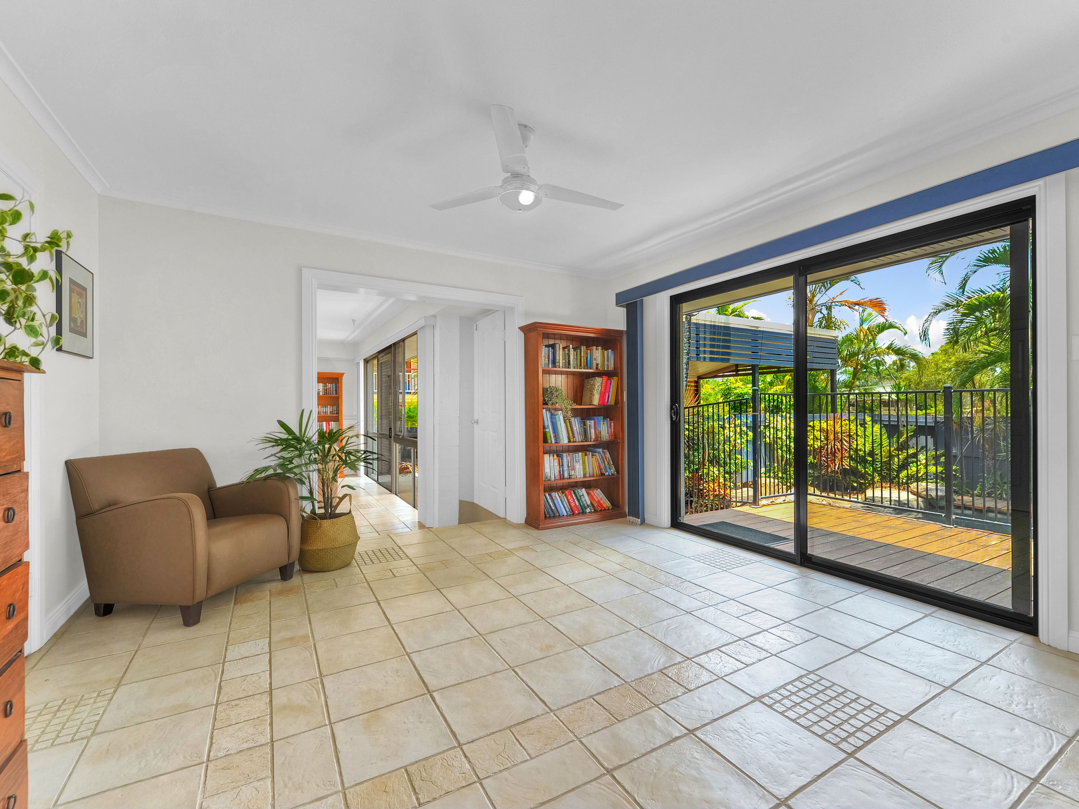 42 Edmondson Street, Corinda, QLD 4075