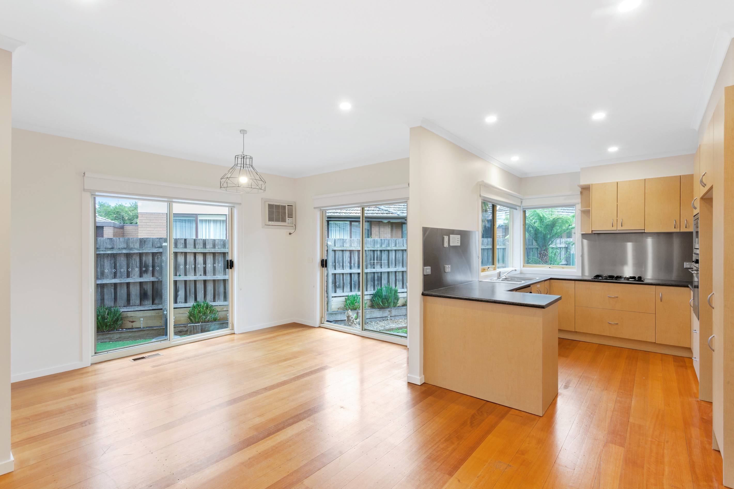 2/6 Munro Avenue, Carnegie, VIC 3163