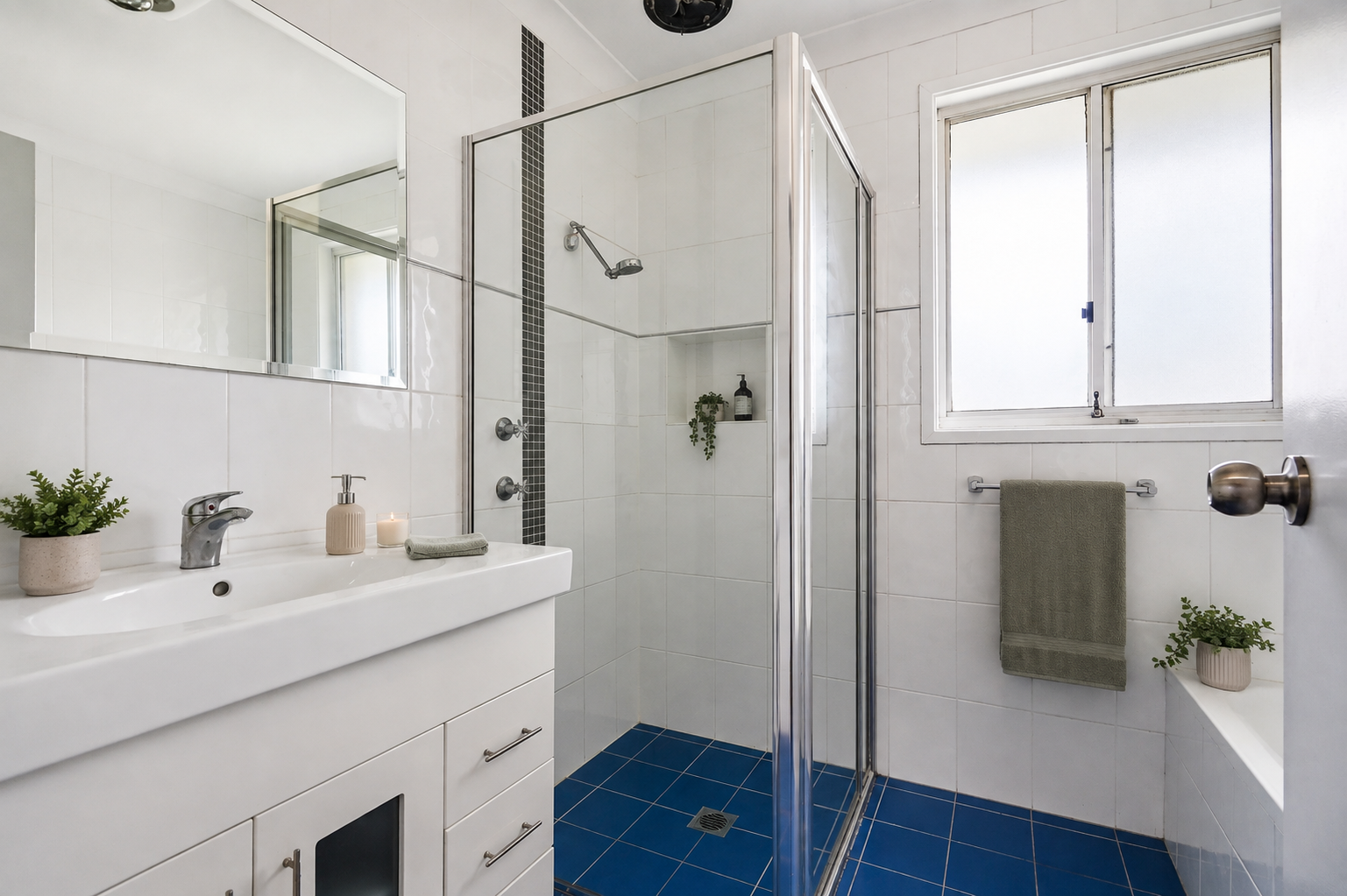 5 Terrigal Street — photo 10 of 14