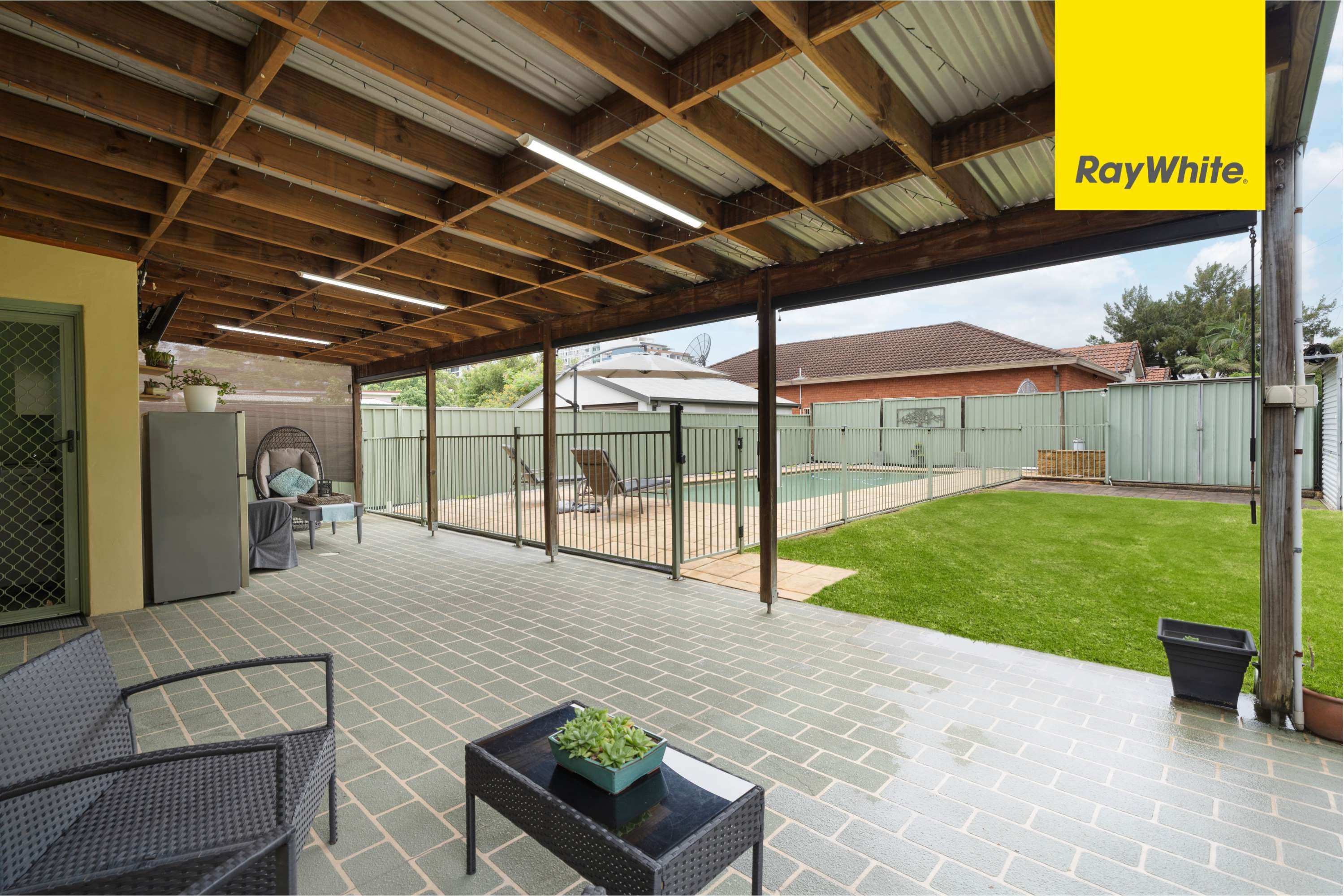16 Henry Street — photo 16 of 30
