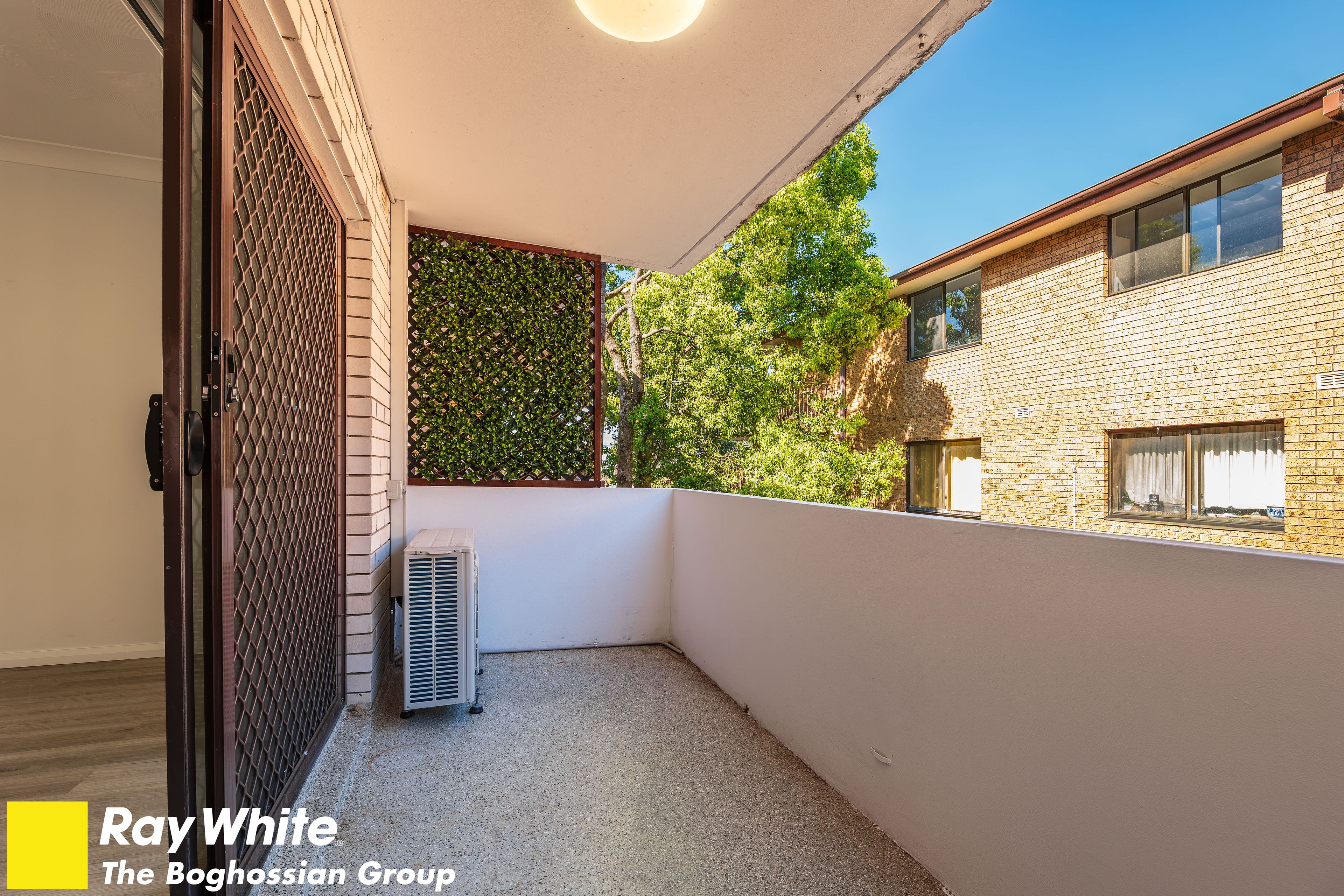 2/20 Fairmount Street — photo 4 of 15