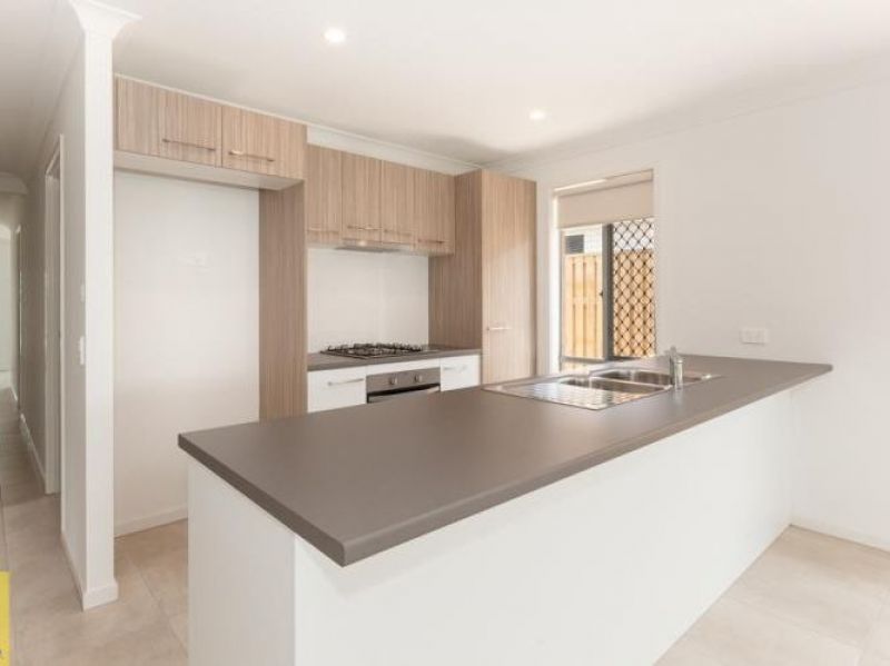 22 Cotton Crescent, Redbank Plains, QLD 4301