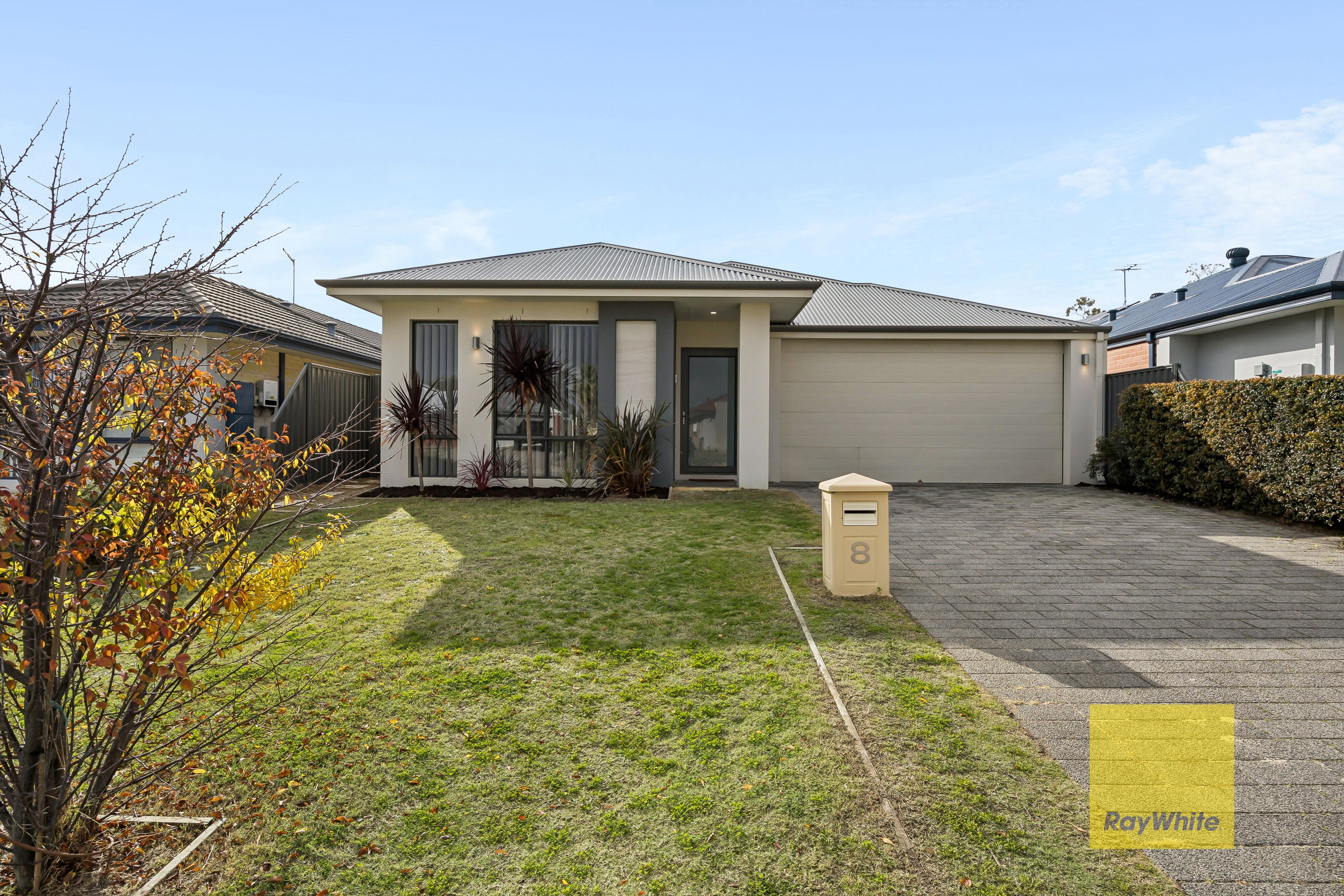 8 Trent Street, Viveash, WA 6056
