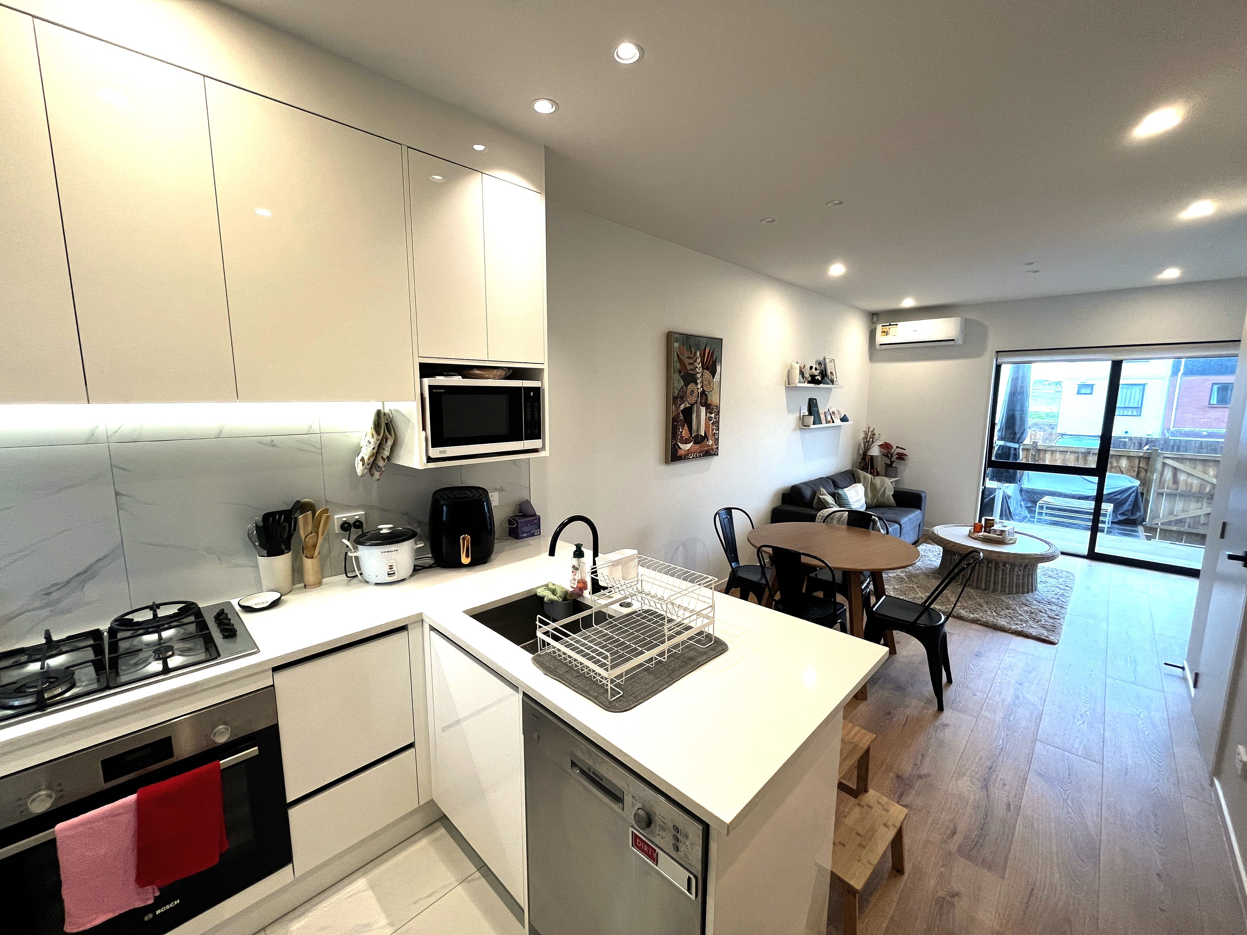 5 Hearth Street, Flat Bush, Manukau City