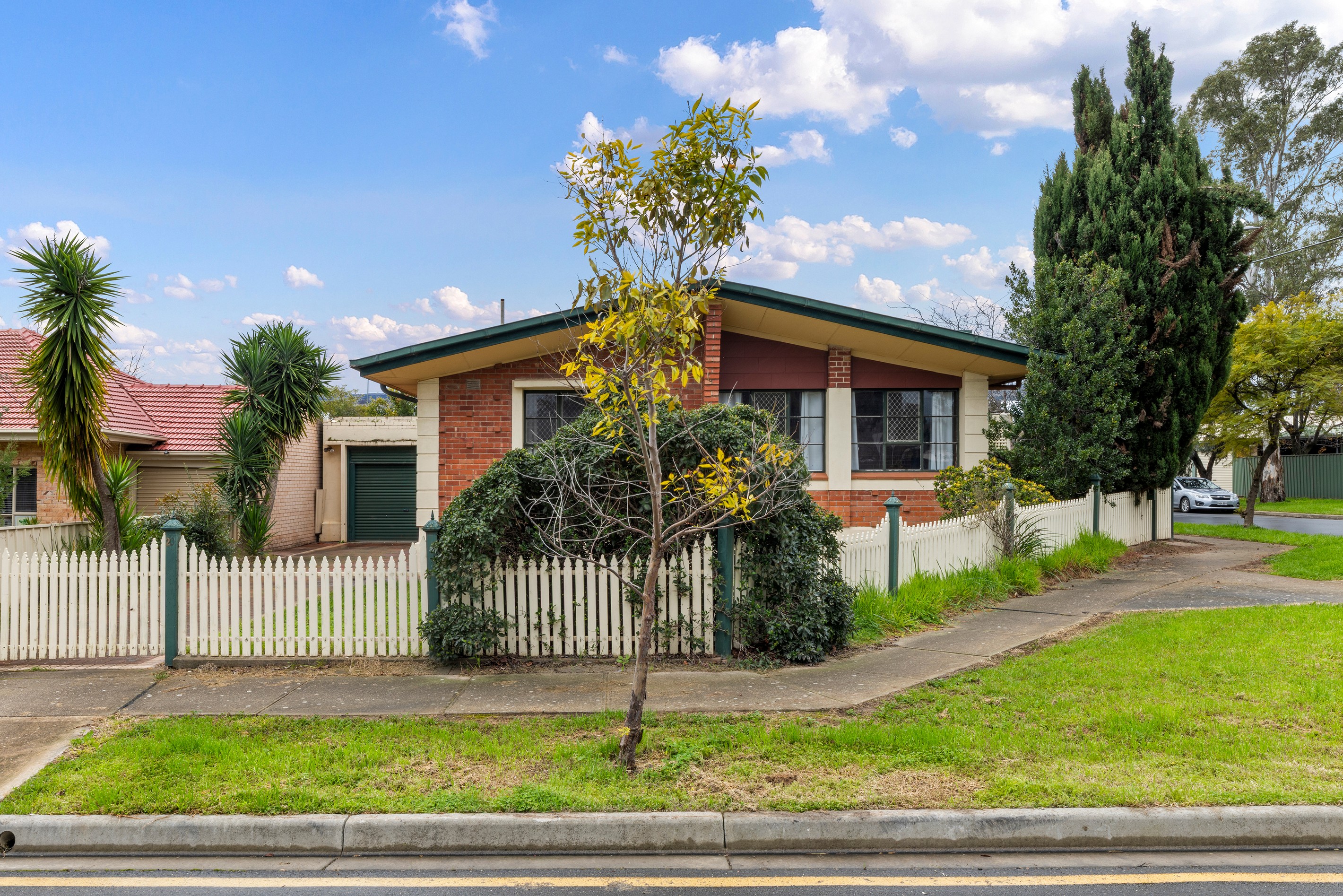 20 Selkirk Avenue, Clearview, SA 5085