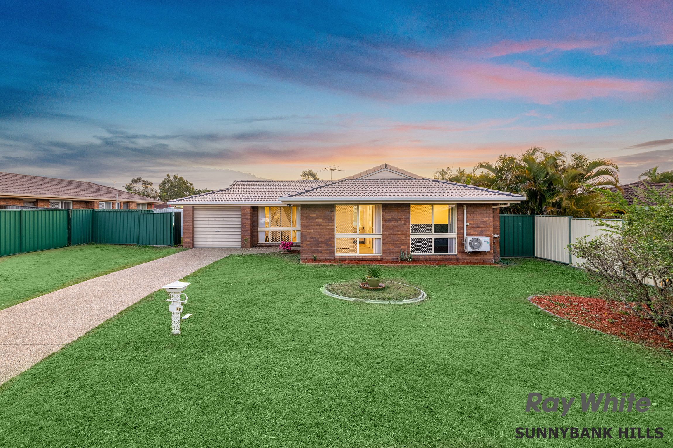 10 Williams Way, Calamvale QLD 4116