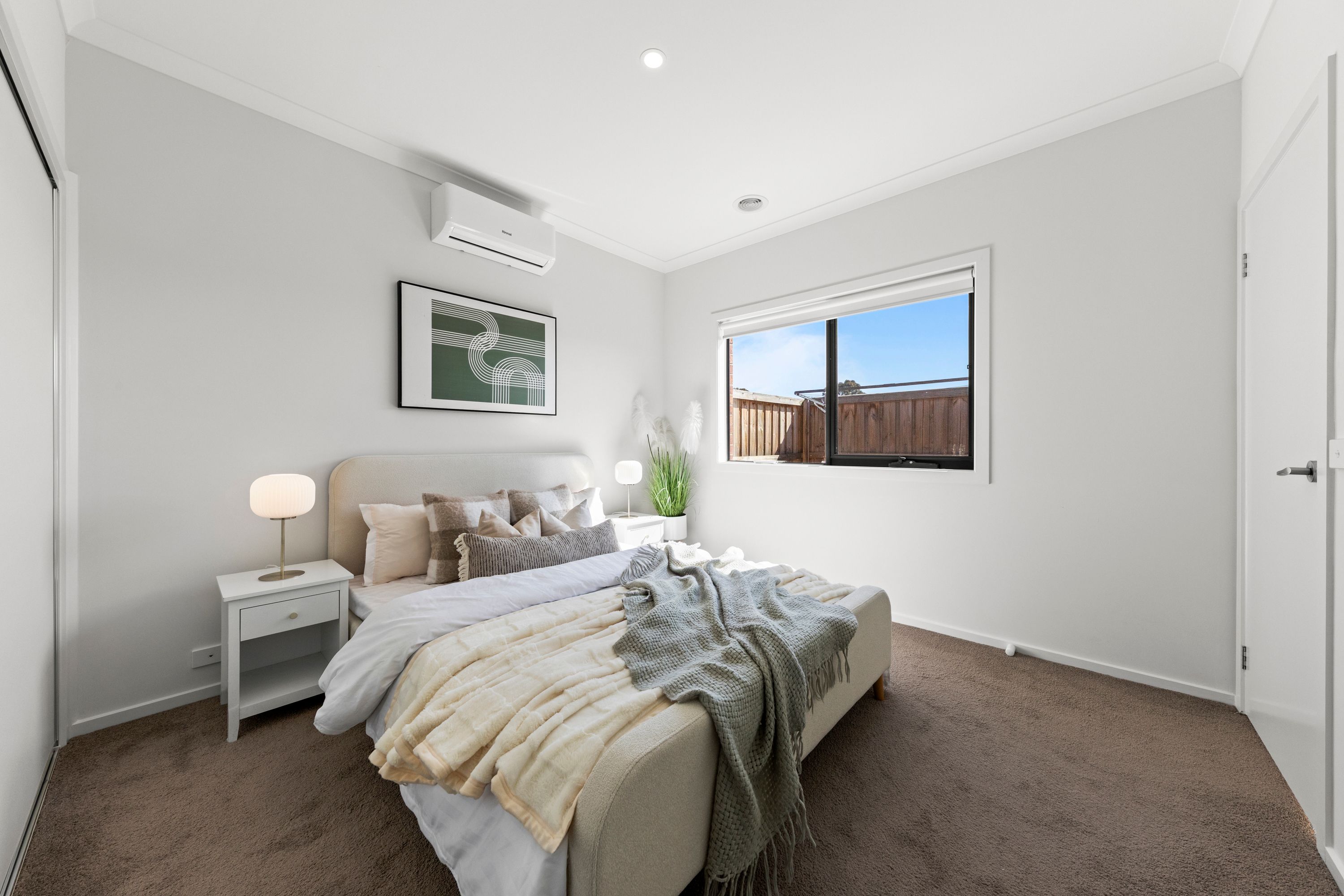 4 Handley Crescent — photo 17 of 24