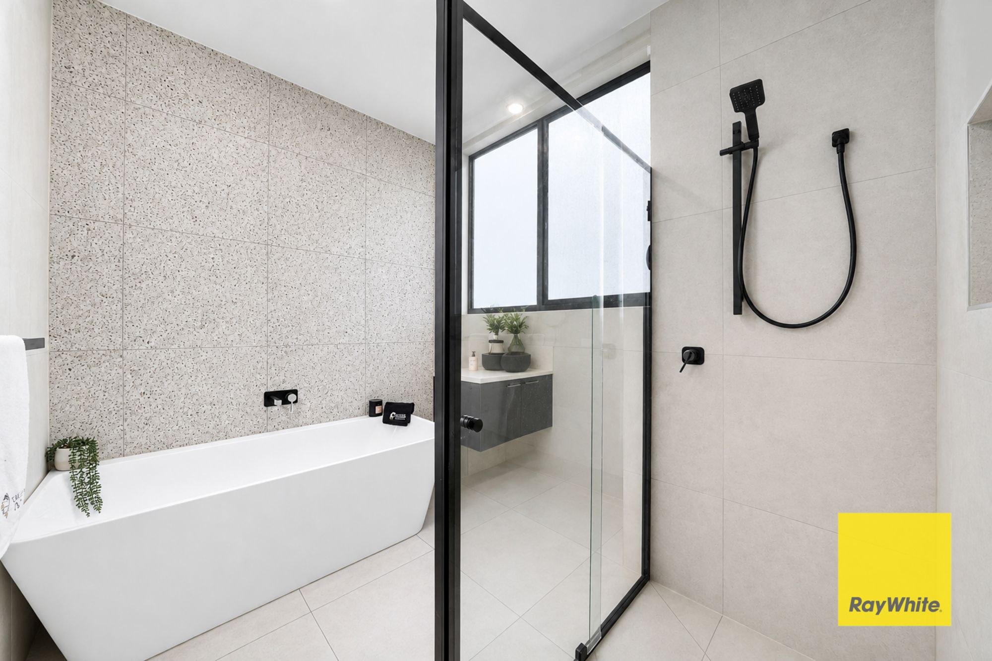 10 Leonard Avenue — photo 7 of 28