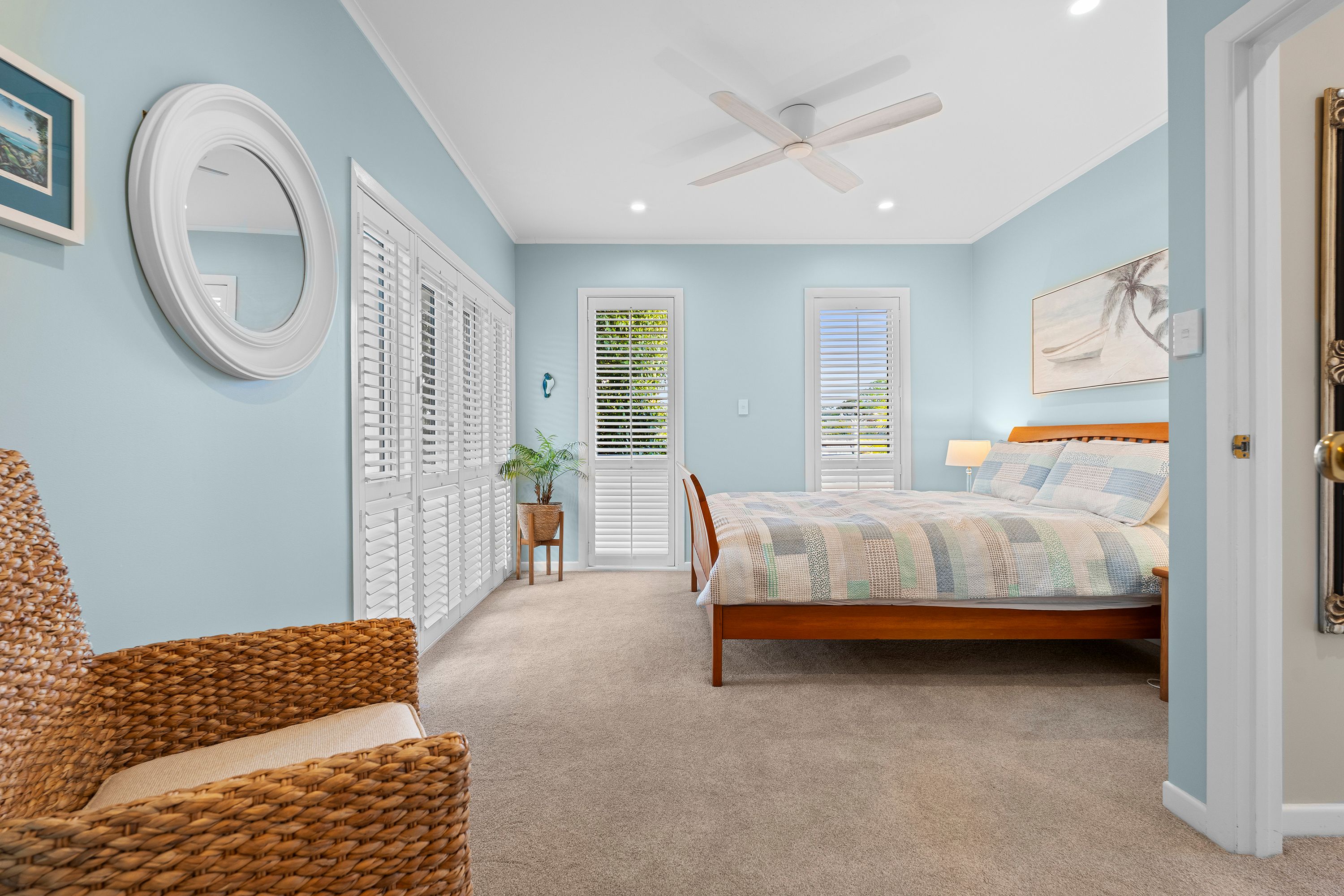 6 The Esplanade, Campbells Bay, North Shore City
