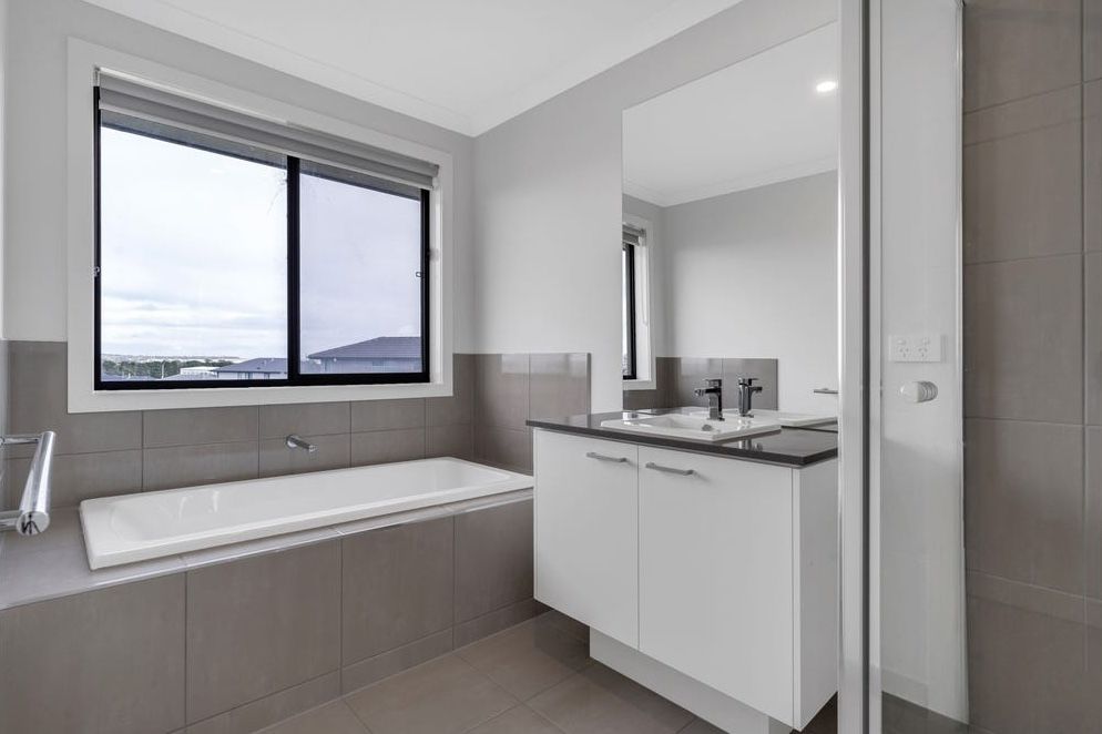 8 Yucca Road — photo 12 of 16