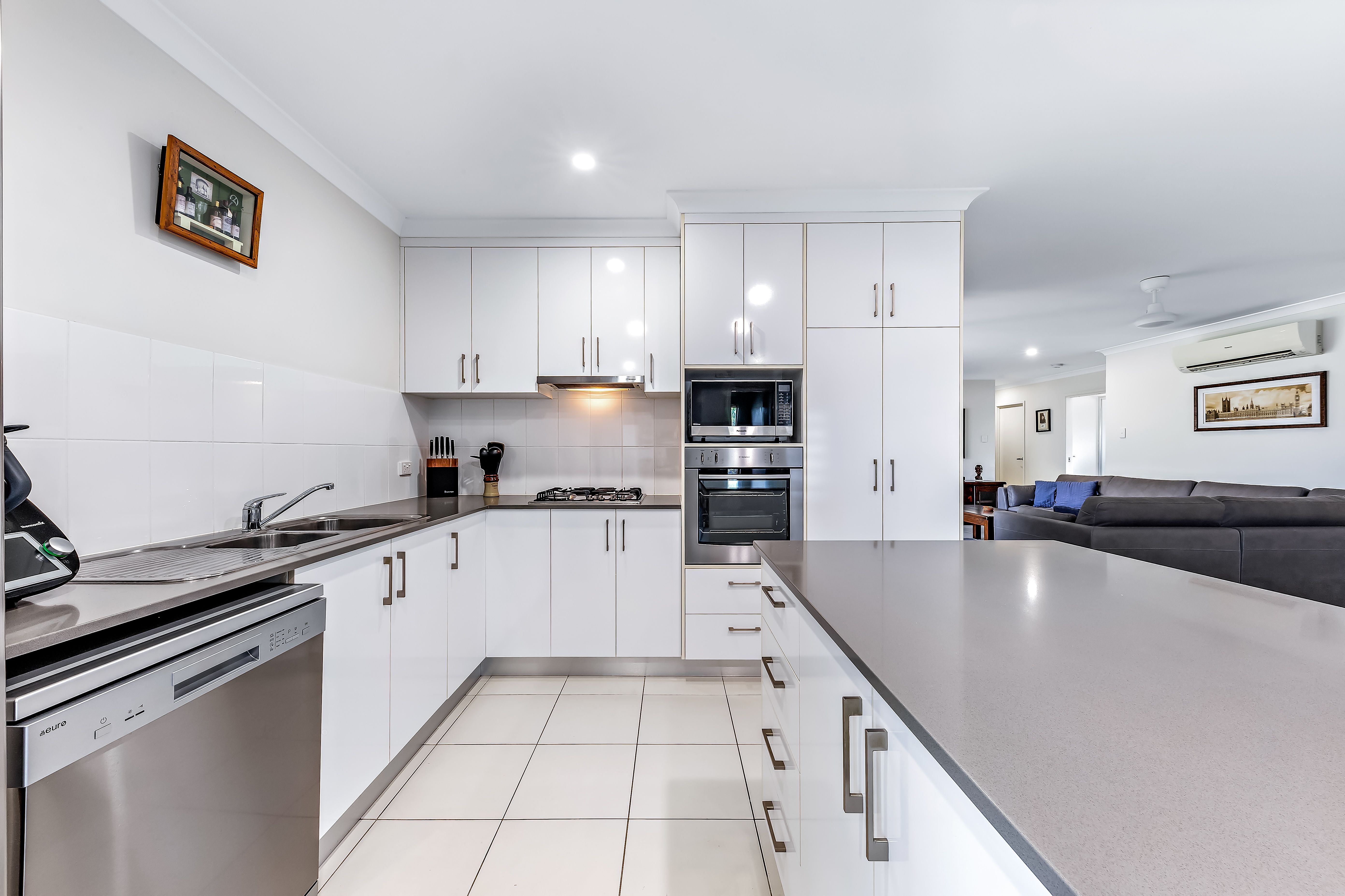 3 Springfield Circuit, Cannonvale, QLD 4802